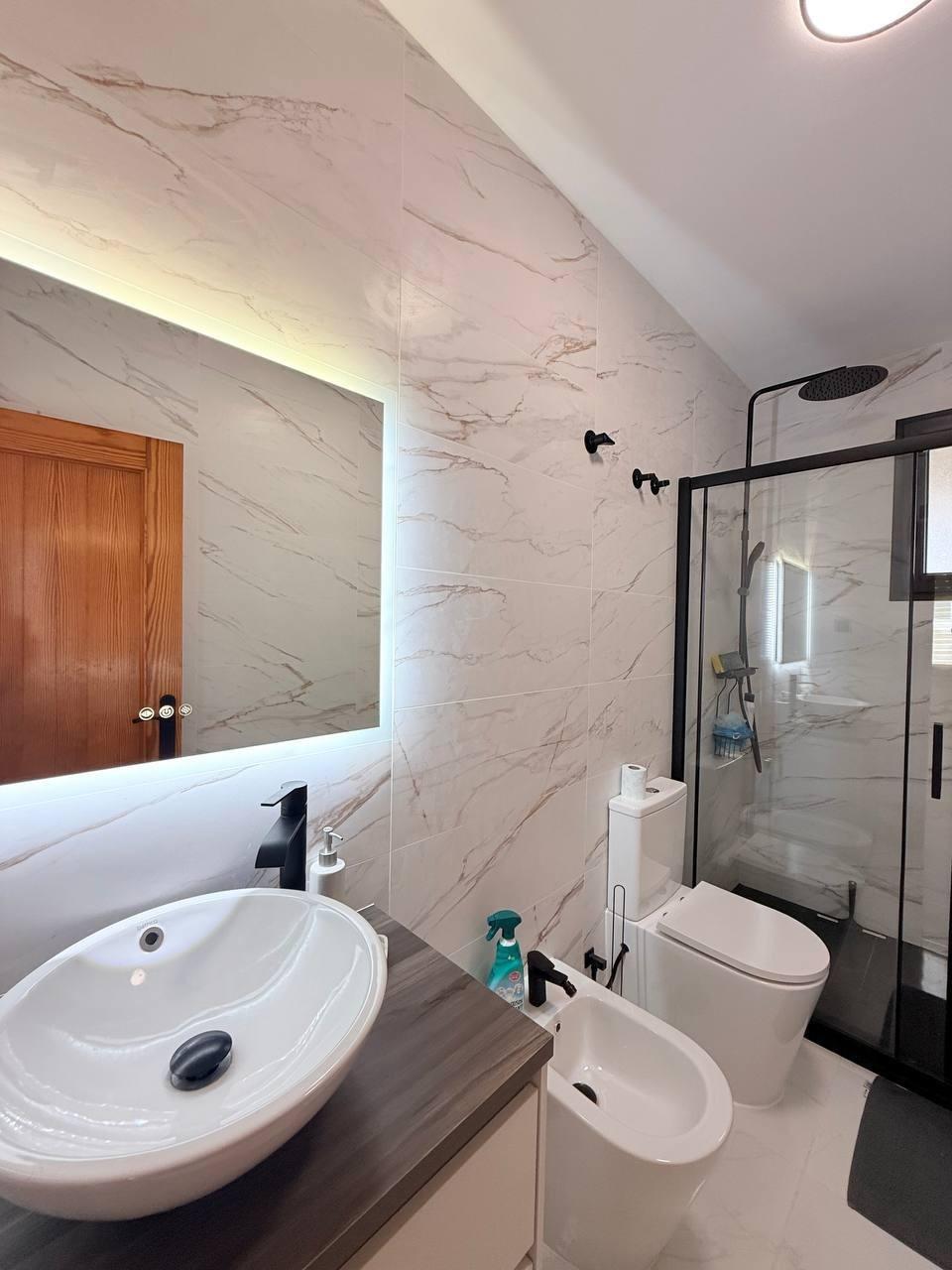 2 Bed, 1 Bath, ApartmentFor Sale, Torrevieja, Alicante