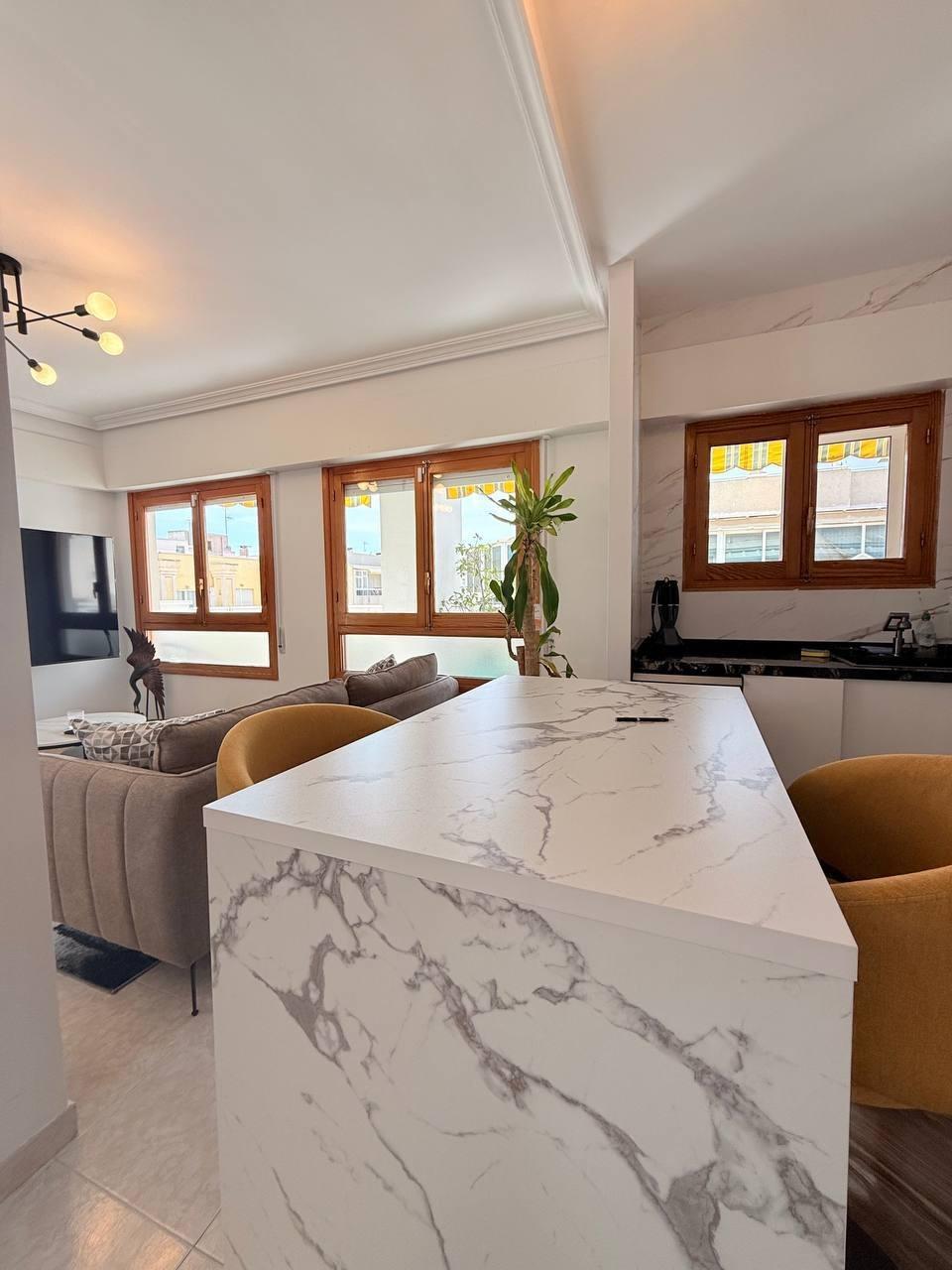 2 Bed, 1 Bath, ApartmentFor Sale, Torrevieja, Alicante