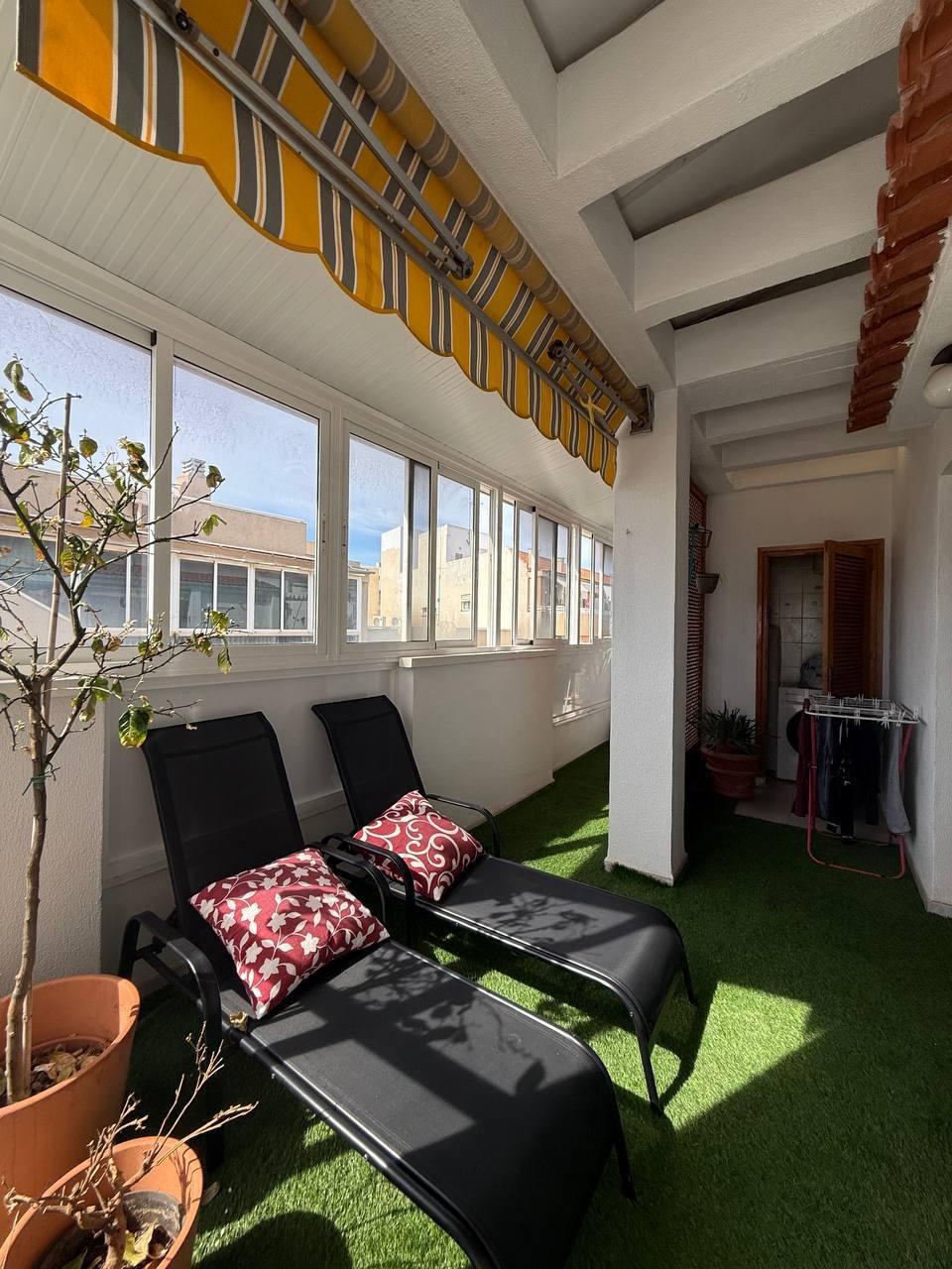 2 Bed, 1 Bath, ApartmentFor Sale, Torrevieja, Alicante