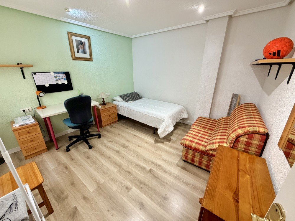 2 Bed, 1 Bath, ApartmentFor Sale, Elche, Alicante