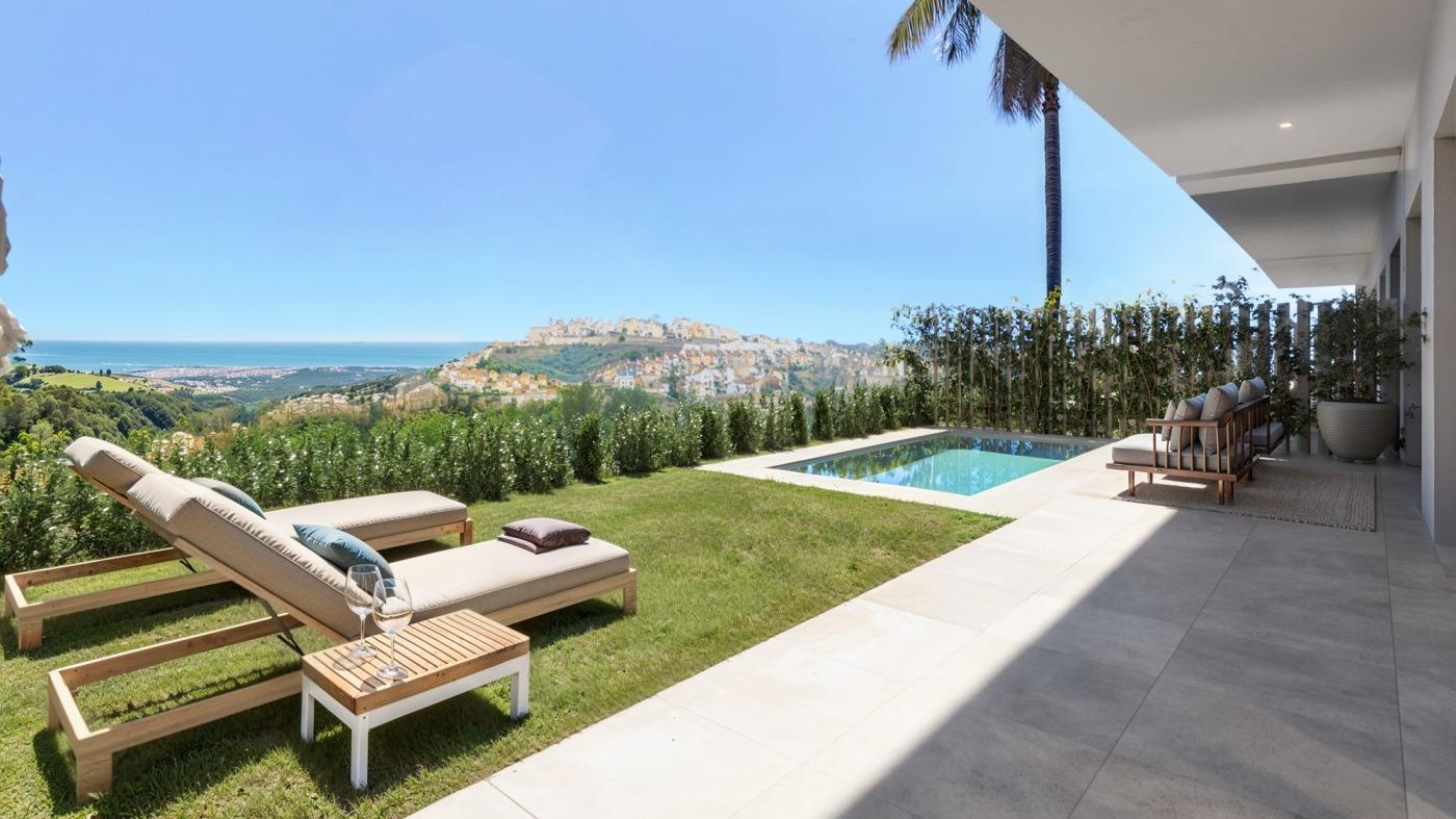 4 Bed, 3 Bath, HouseFor Sale, Casares, Malaga