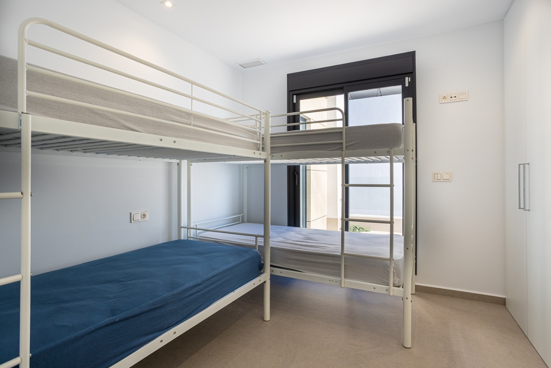 4 Bed, 2 Bath, HouseFor Sale, Dolores, Alicante