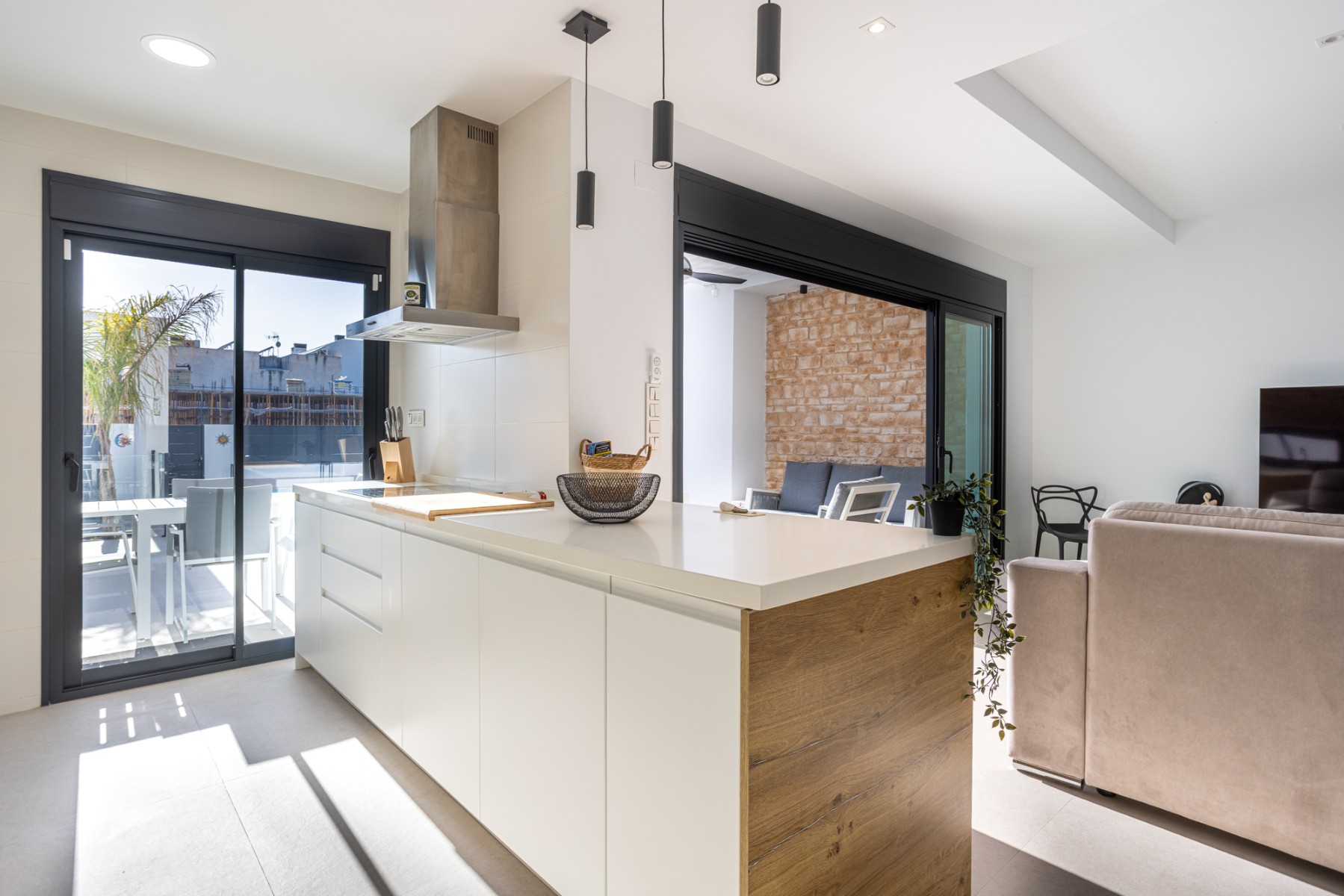 4 Bed, 2 Bath, HouseFor Sale, Dolores, Alicante