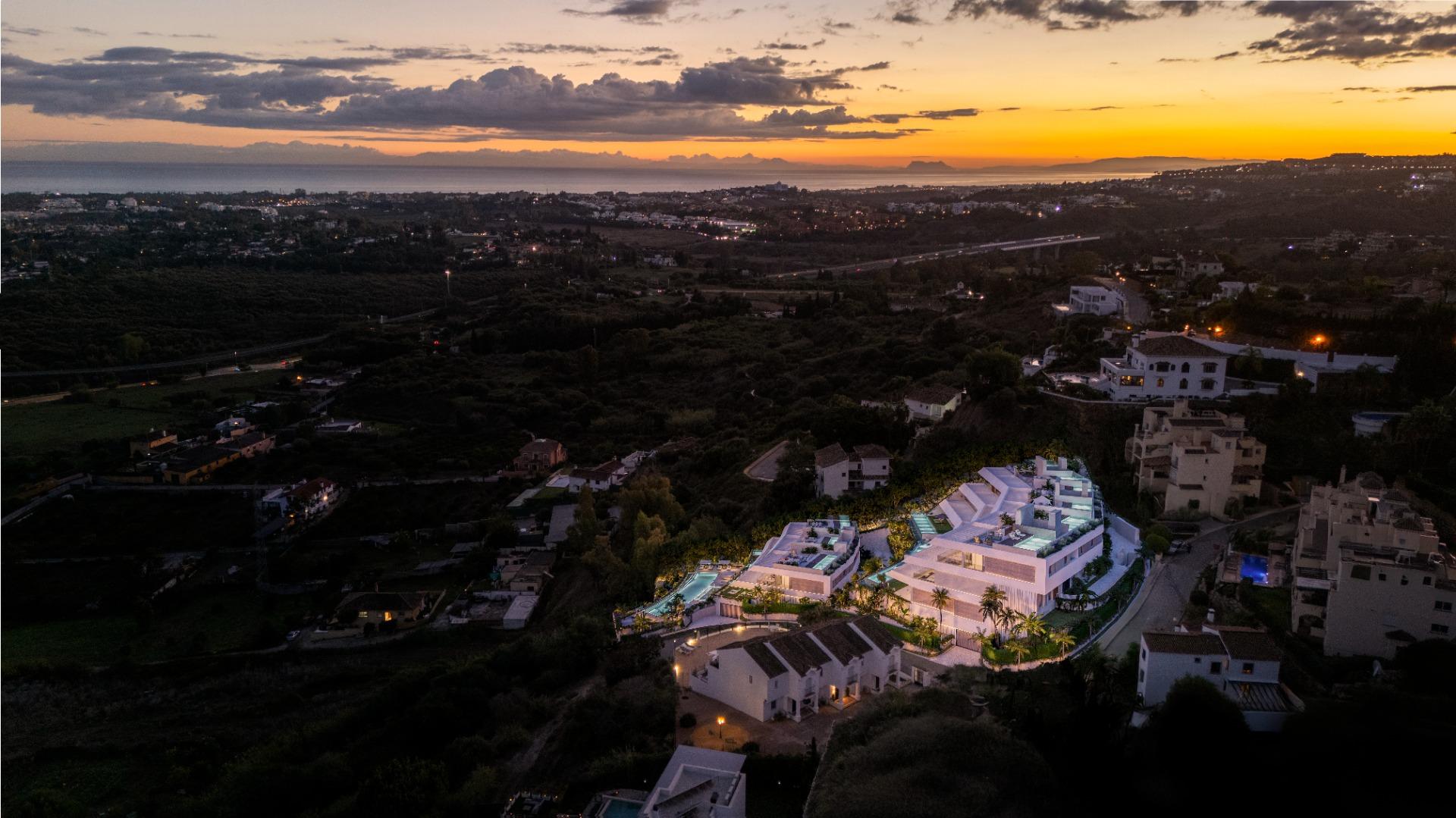 3 Bed, 2 Bath, ApartmentFor Sale, Benahavis, Malaga