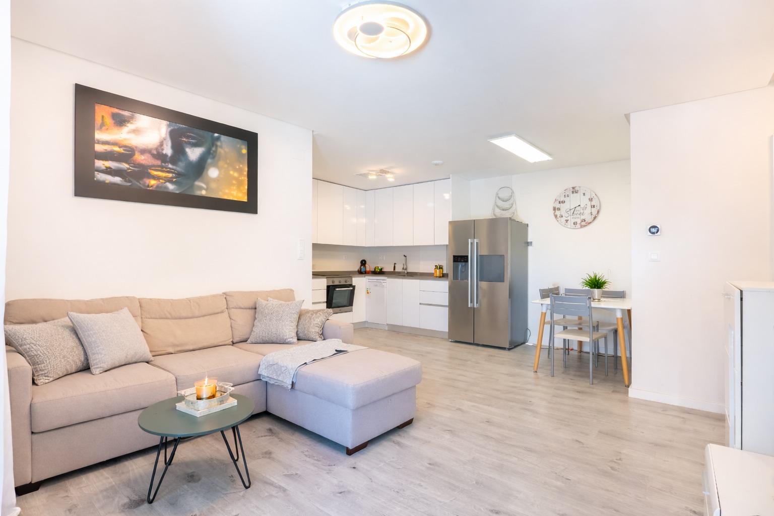 3 Bed, 2 Bath, ApartmentFor Sale, Orihuela Costa, Alicante