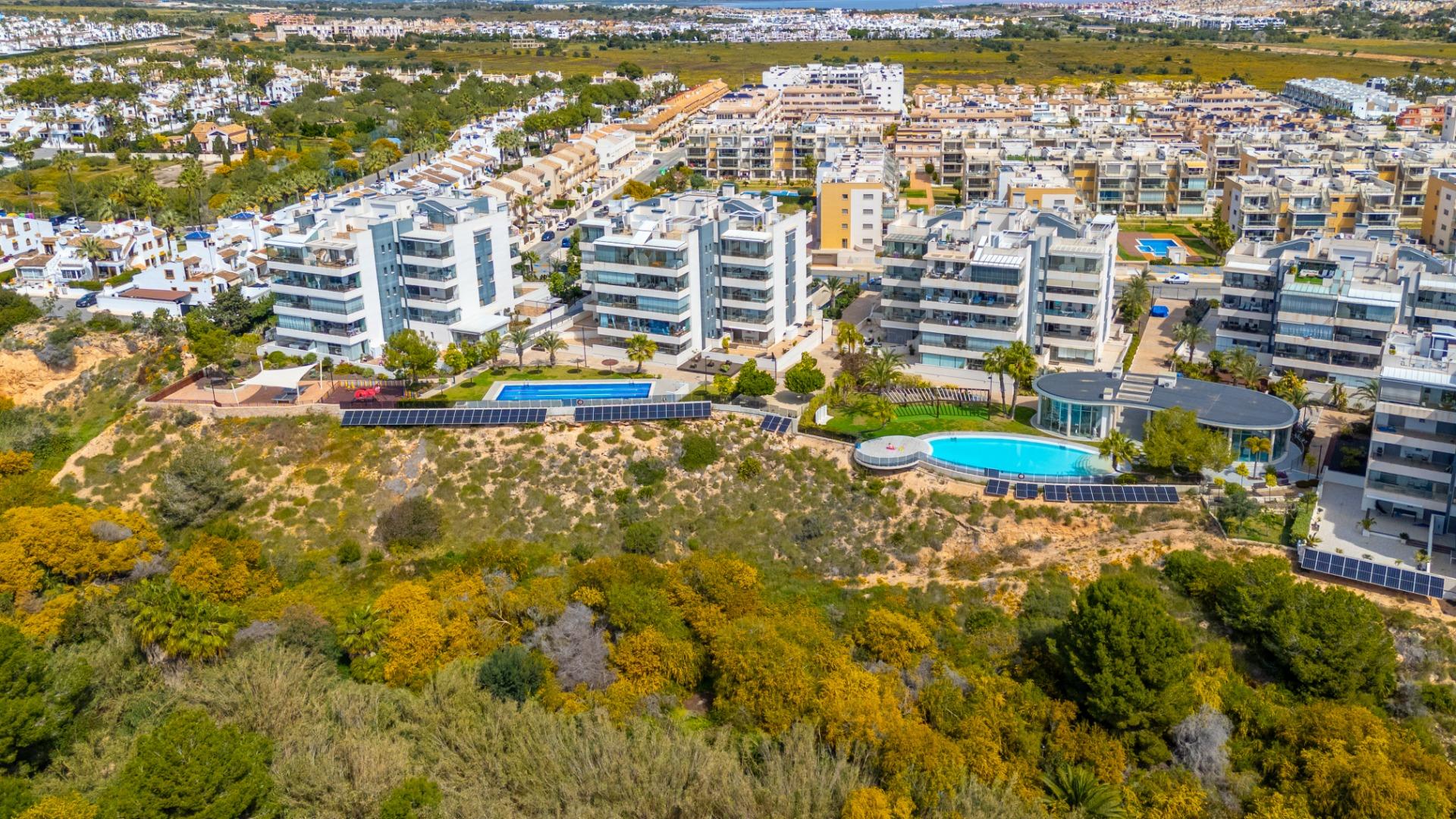 3 Bed, 2 Bath, ApartmentFor Sale, Orihuela Costa, Alicante