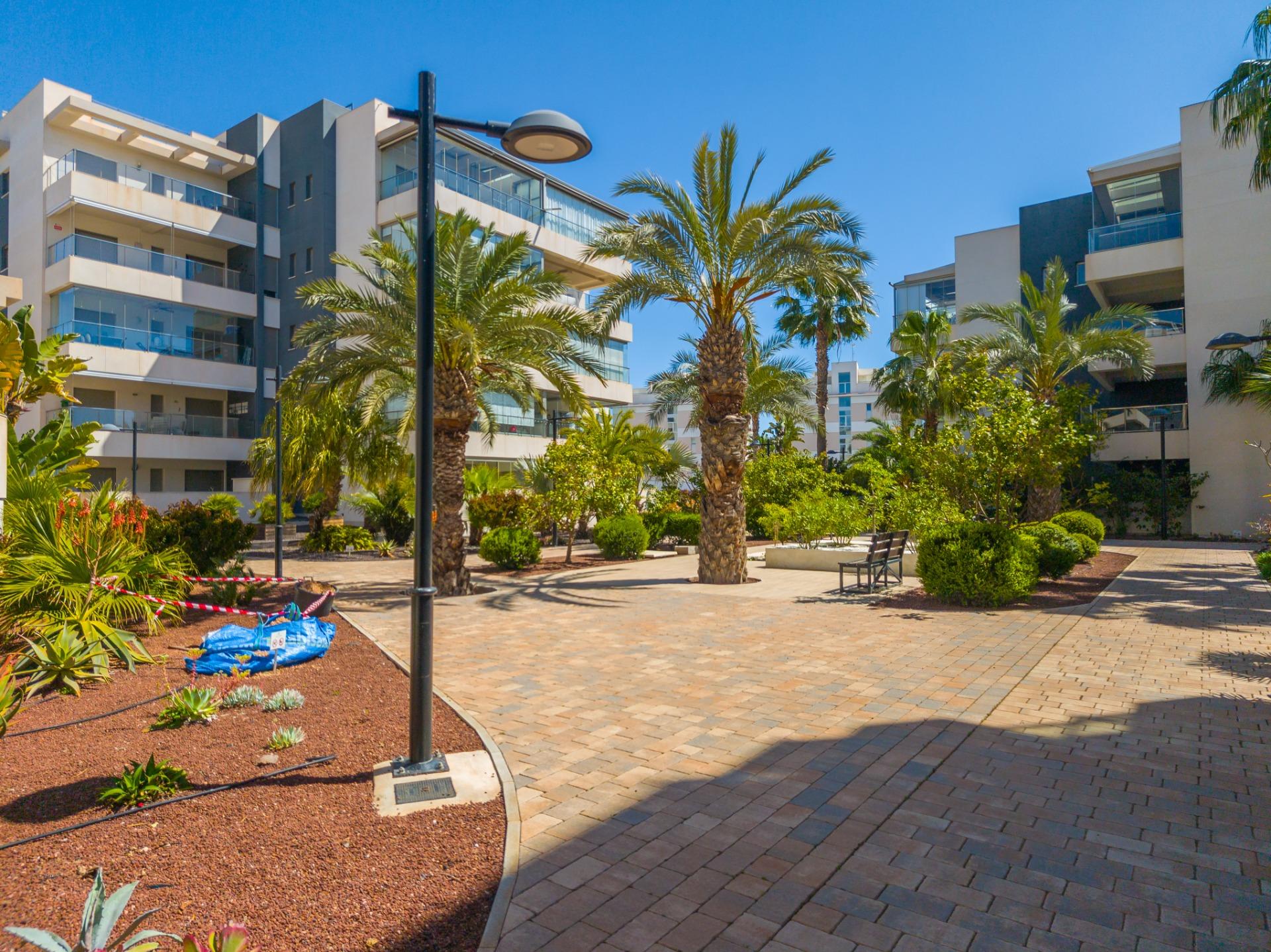 3 Bed, 2 Bath, ApartmentFor Sale, Orihuela Costa, Alicante