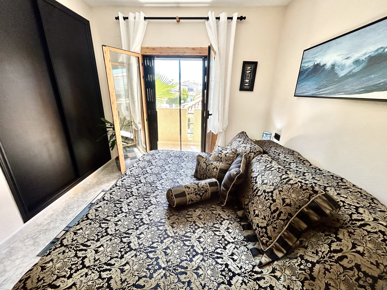 2 Bed, 2 Bath, HouseFor Sale, Playa Flamenca, Alicante