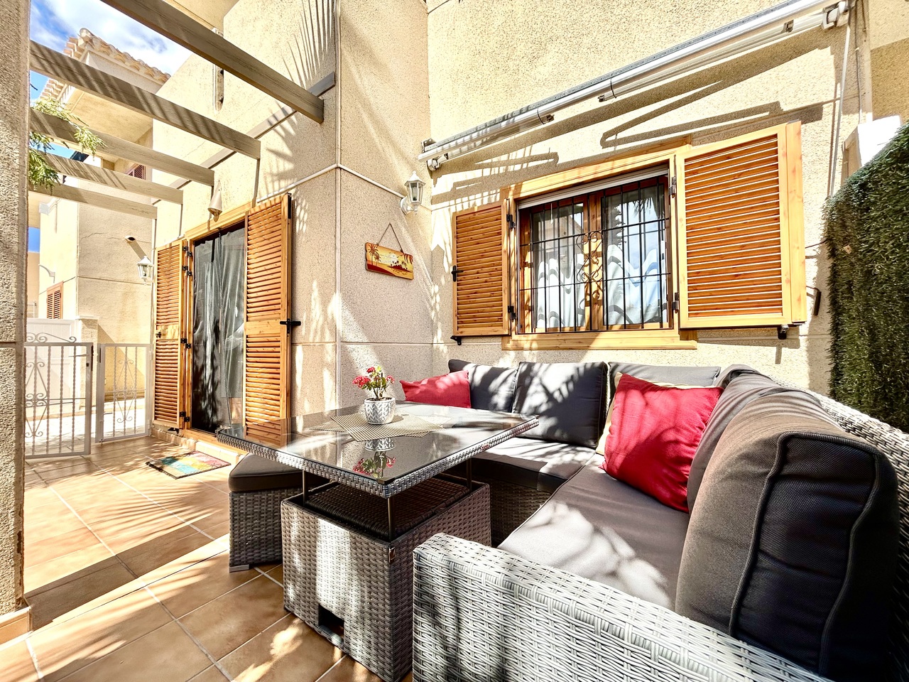 2 Bed, 2 Bath, HouseFor Sale, Playa Flamenca, Alicante