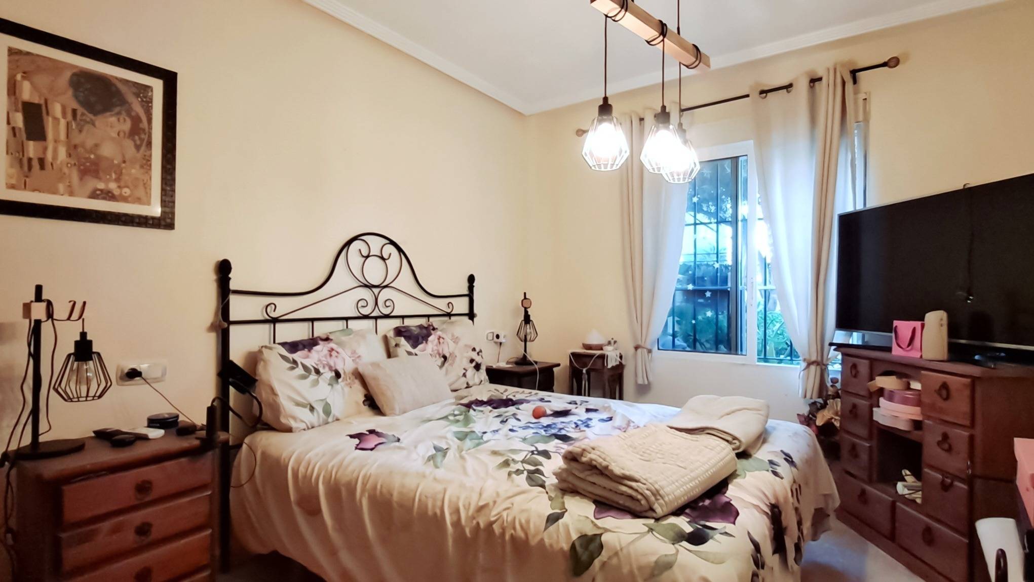 2 Bed, 1 Bath, HouseFor Sale, Torrevieja, Alicante