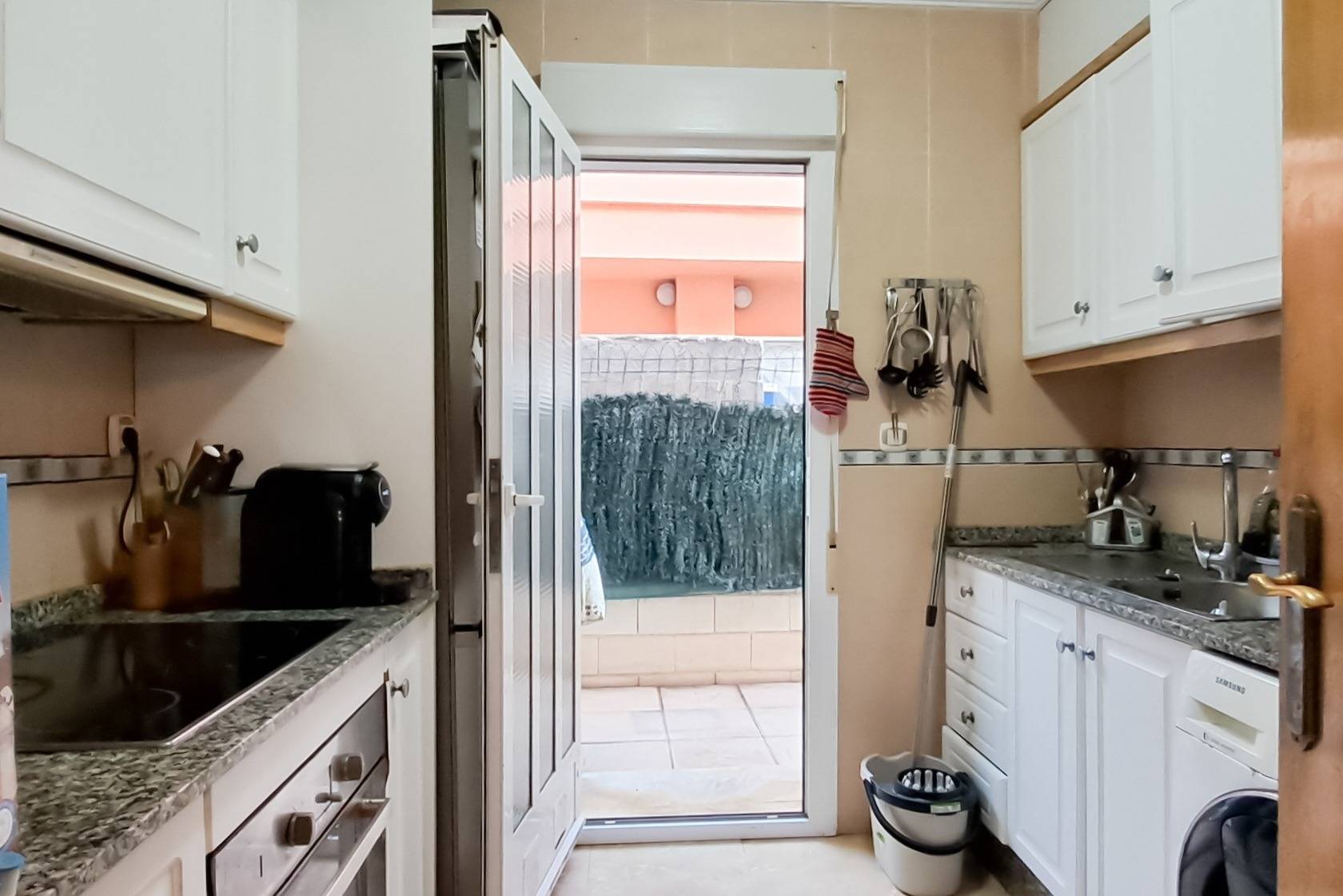 2 Bed, 1 Bath, HouseFor Sale, Torrevieja, Alicante