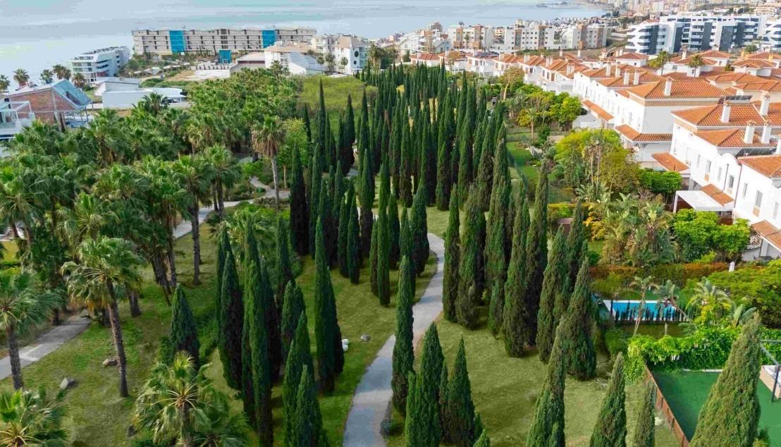 3 Bed, 2 Bath, ApartmentFor Sale, Fuengirola, Malaga