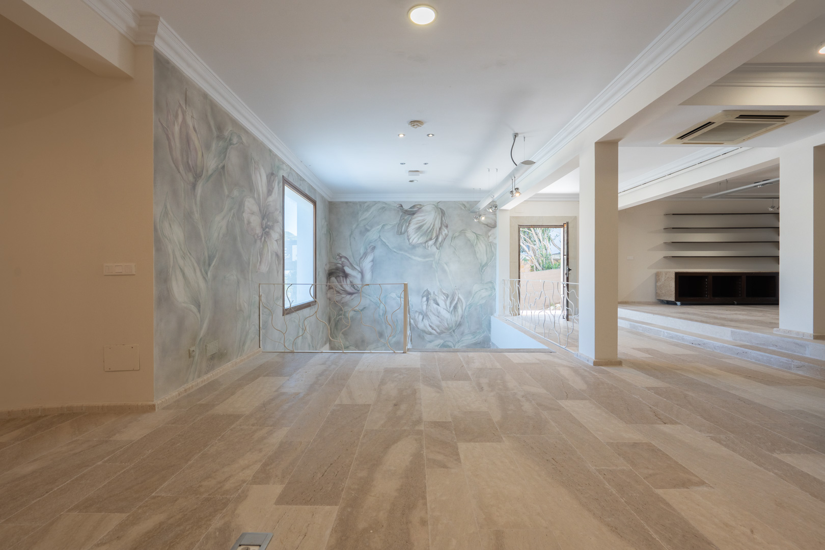 Commercial Property, For Sale