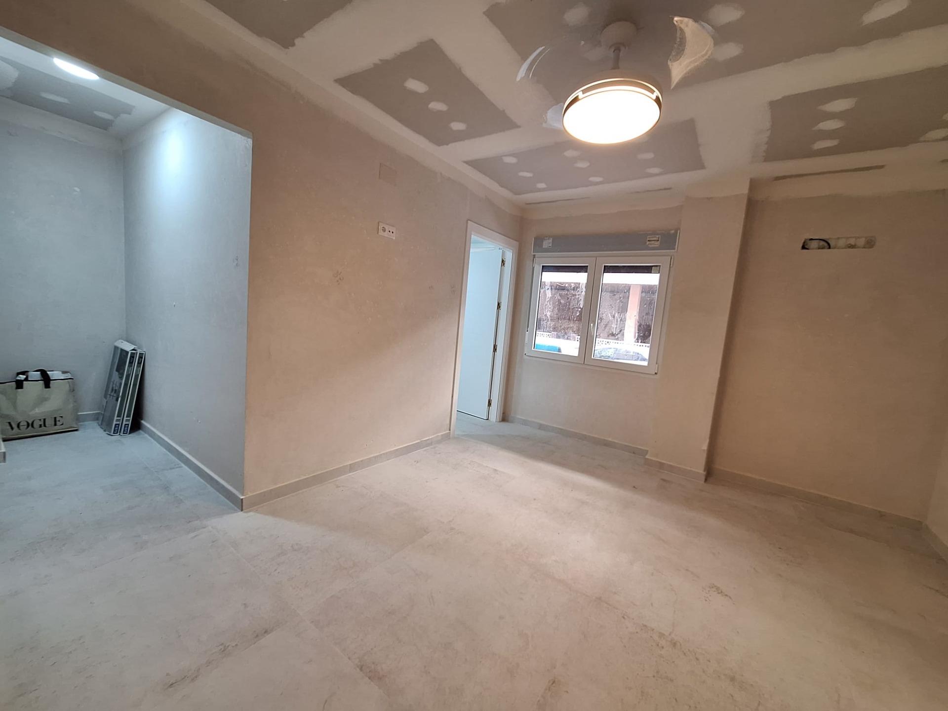 3 Bed, 2 Bath, ApartmentFor Sale, Torrevieja, Alicante