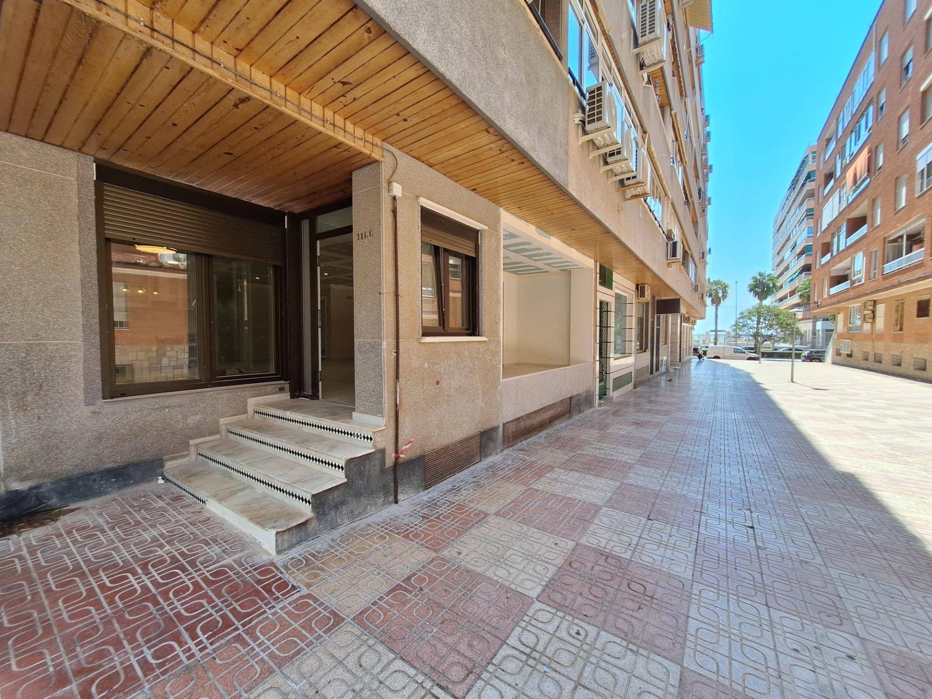 3 Bed, 2 Bath, ApartmentFor Sale, Torrevieja, Alicante
