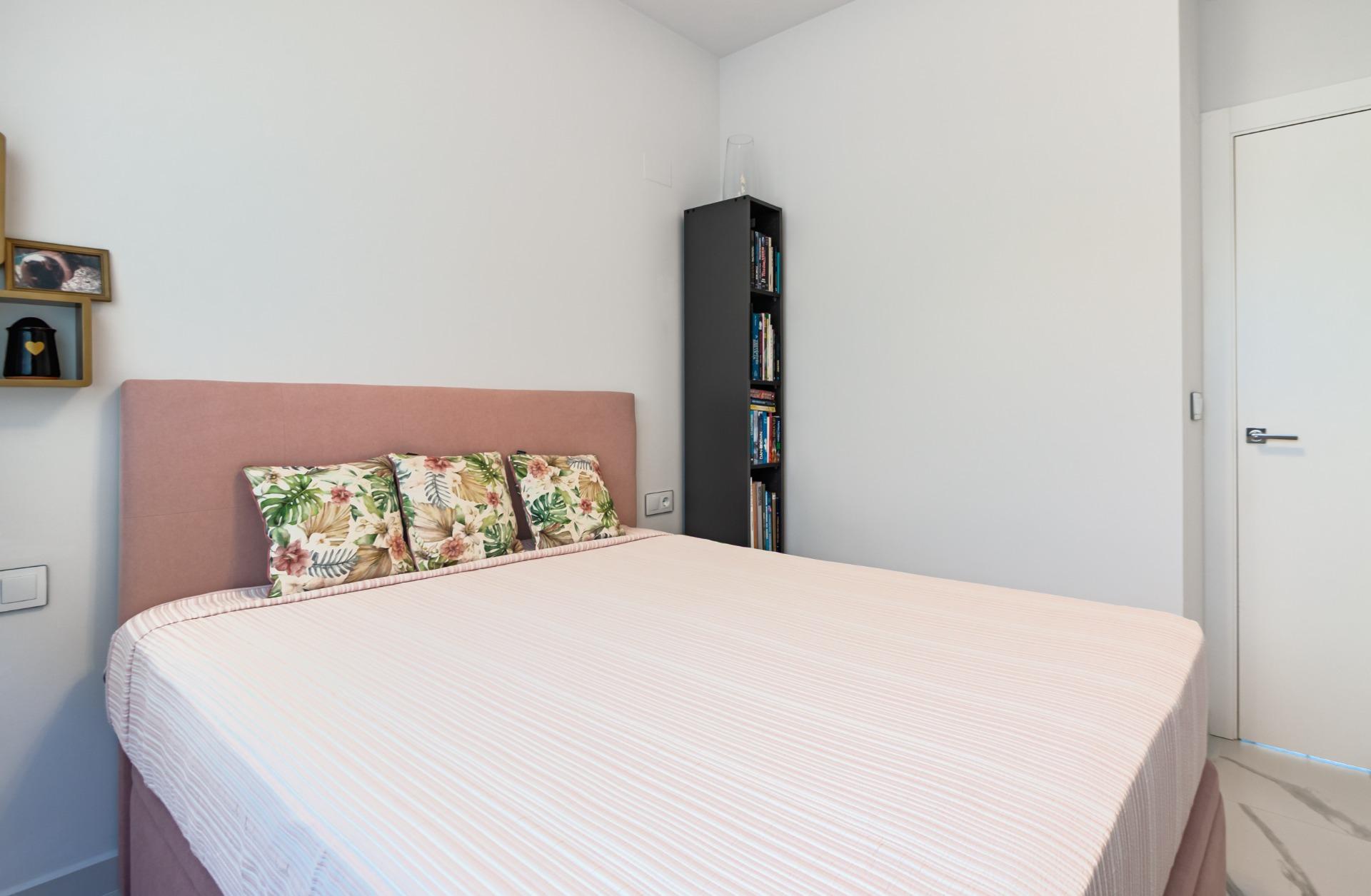 2 Bed, 2 Bath, ApartmentFor Sale, San Miguel de Salinas, Alicante