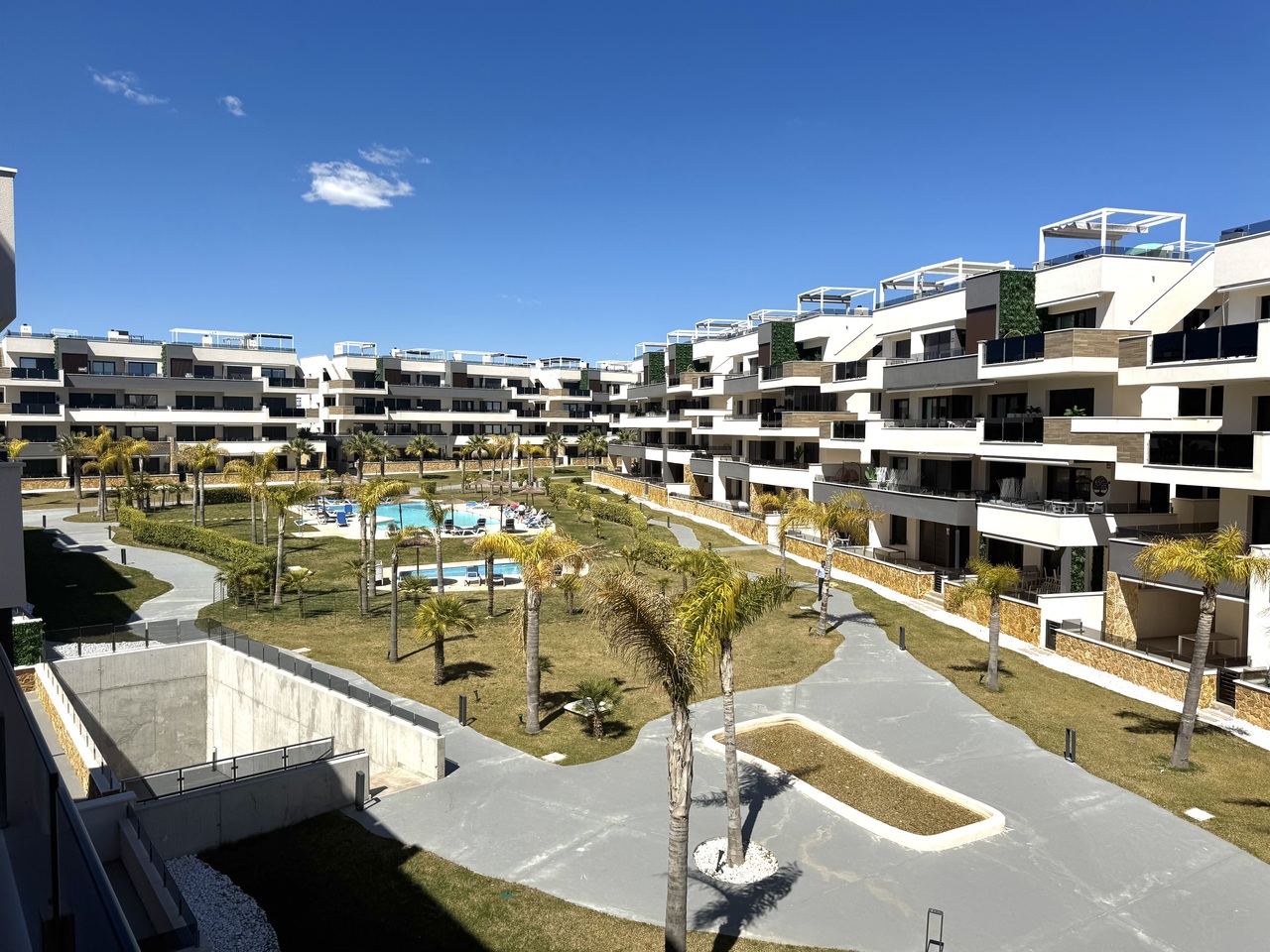 3 Bed, 2 Bath, ApartmentFor Sale, Playa Flamenca, Alicante