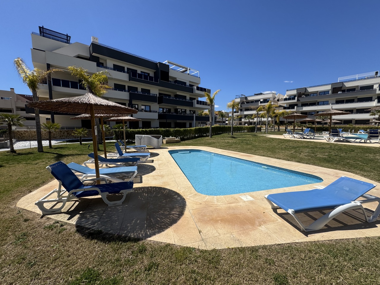 3 Bed, 2 Bath, ApartmentFor Sale, Playa Flamenca, Alicante