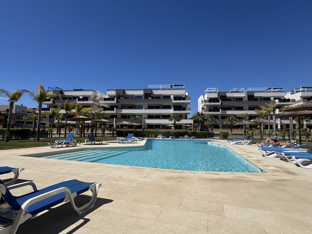 3 Bed, 2 Bath, ApartmentFor Sale, Playa Flamenca, Alicante