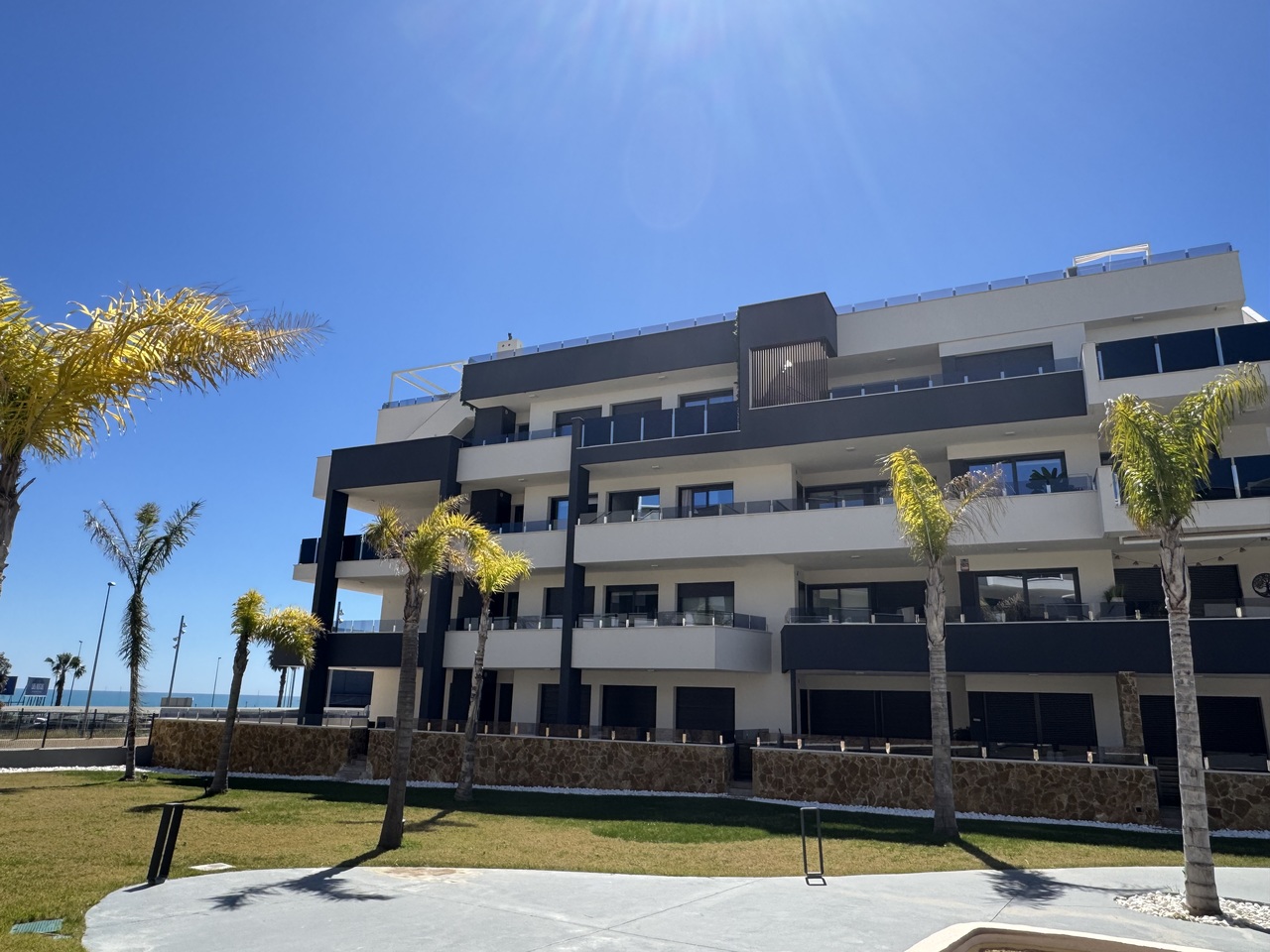 3 Bed, 2 Bath, ApartmentFor Sale, Playa Flamenca, Alicante