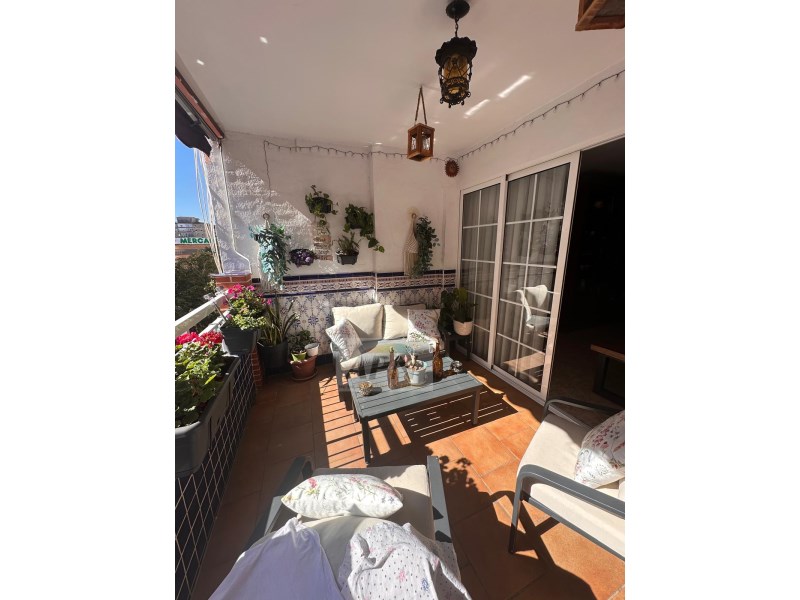 4 Bed, 2 Bath, ApartmentFor Sale, Malaga, Malaga