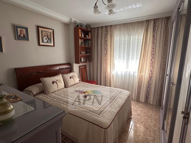 4 Bed, 2 Bath, ApartmentFor Sale, Malaga, Malaga