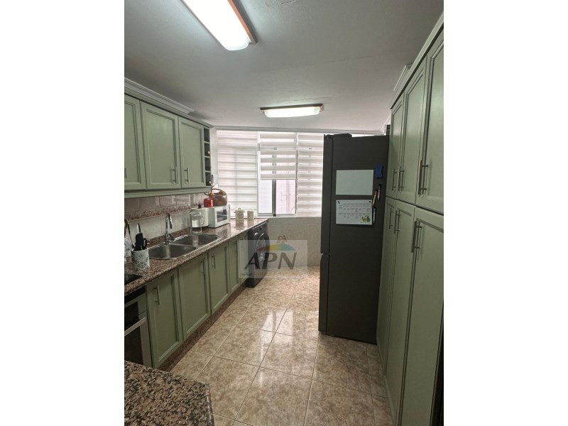 4 Bed, 2 Bath, ApartmentFor Sale, Malaga, Malaga