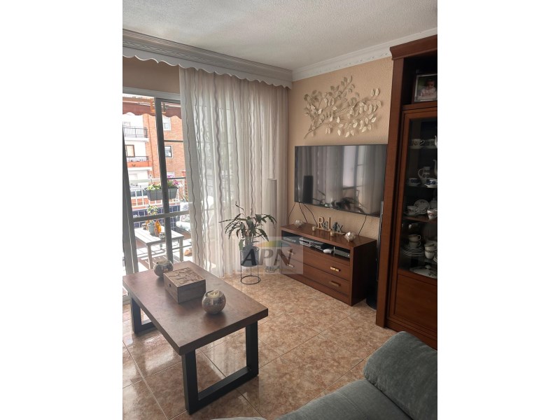 4 Bed, 2 Bath, ApartmentFor Sale, Malaga, Malaga