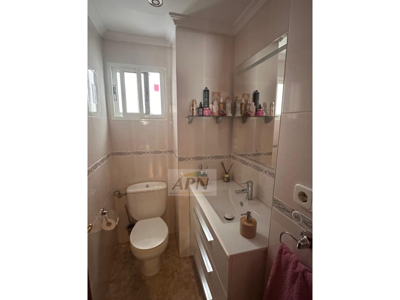 4 Bed, 2 Bath, ApartmentFor Sale, Malaga, Malaga