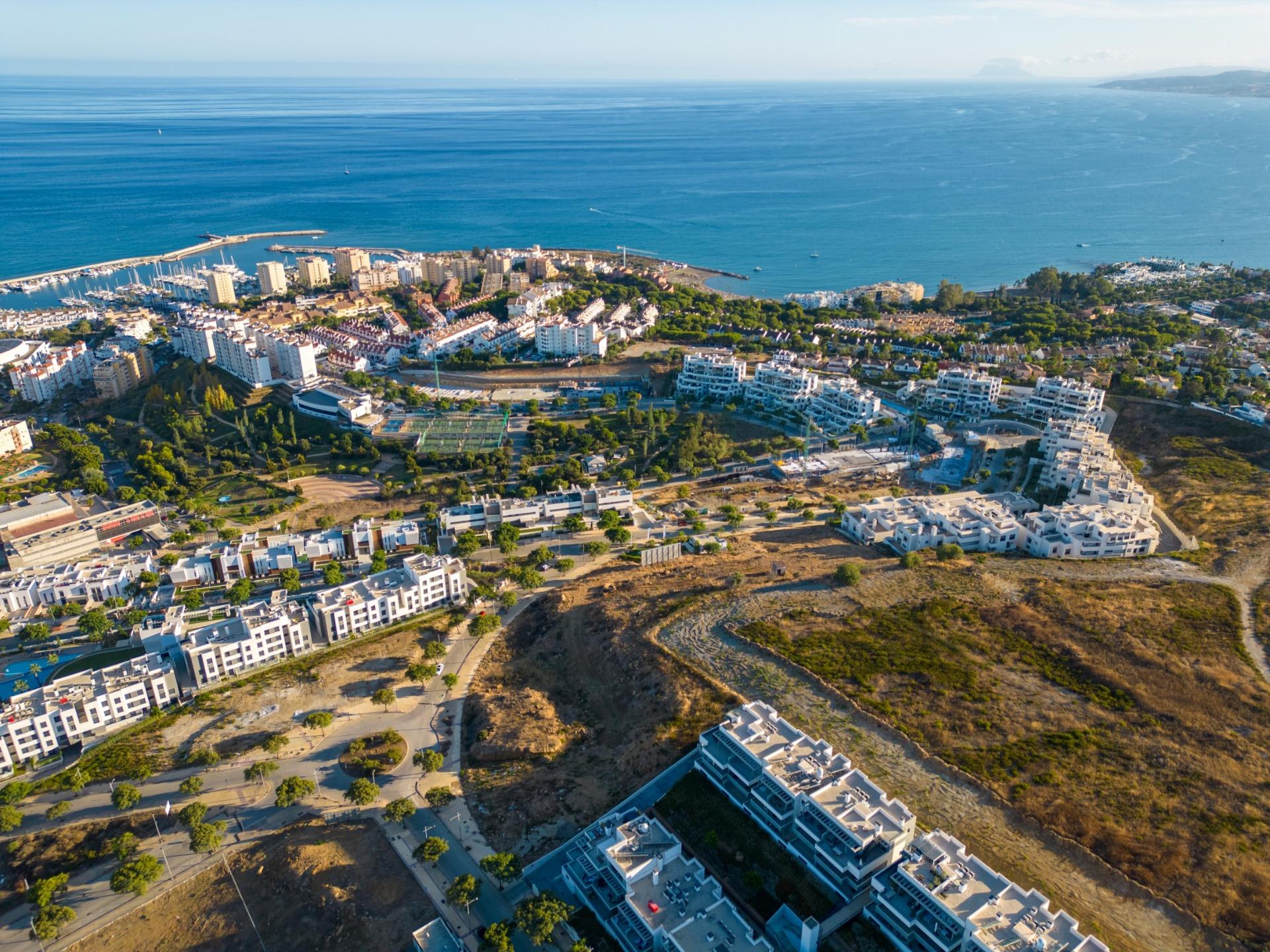 3 Bed, 3 Bath, ApartmentFor Sale, Estepona, Malaga