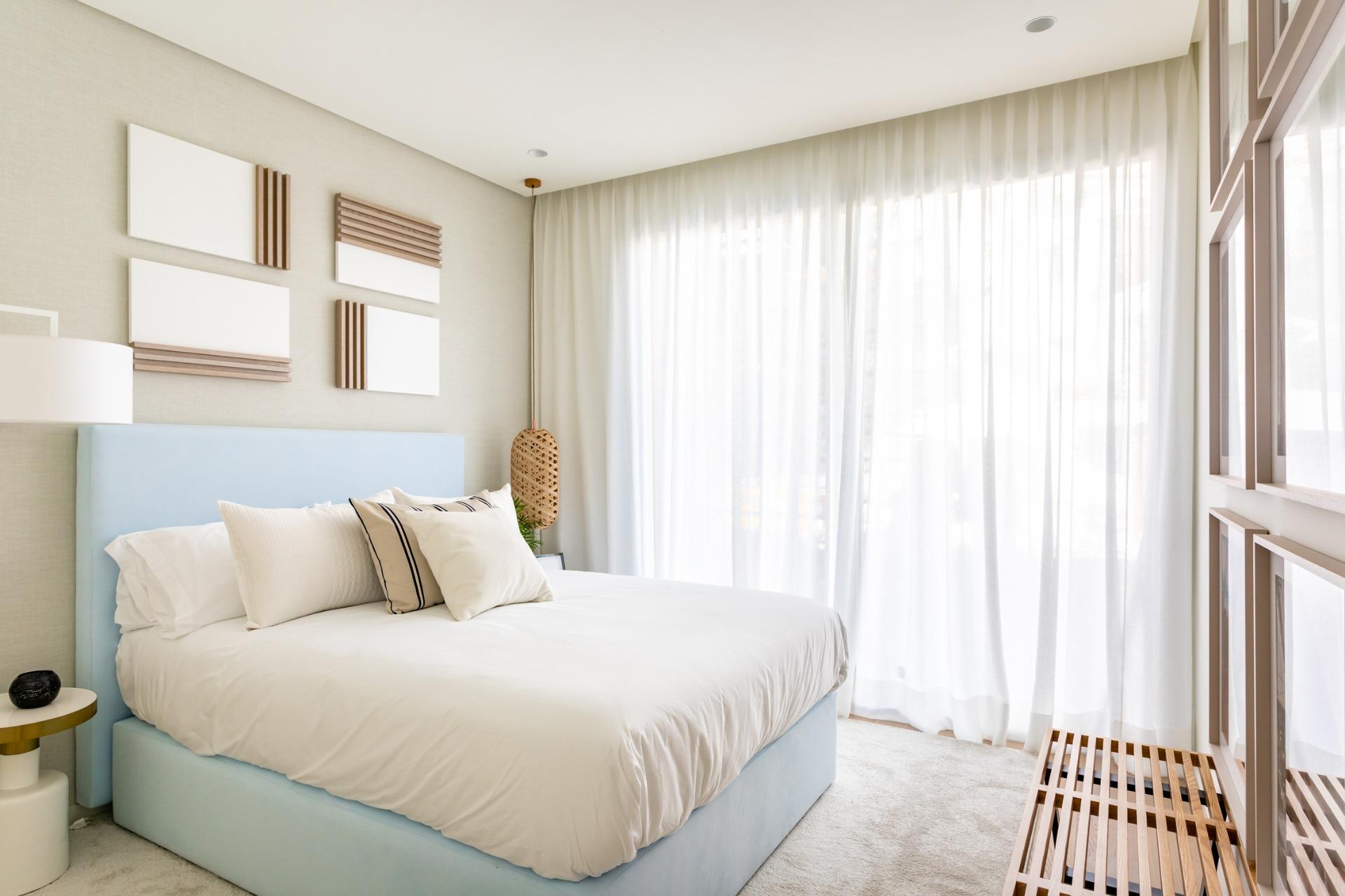 3 Bed, 2 Bath, ApartmentFor Sale, Benahavis, Malaga