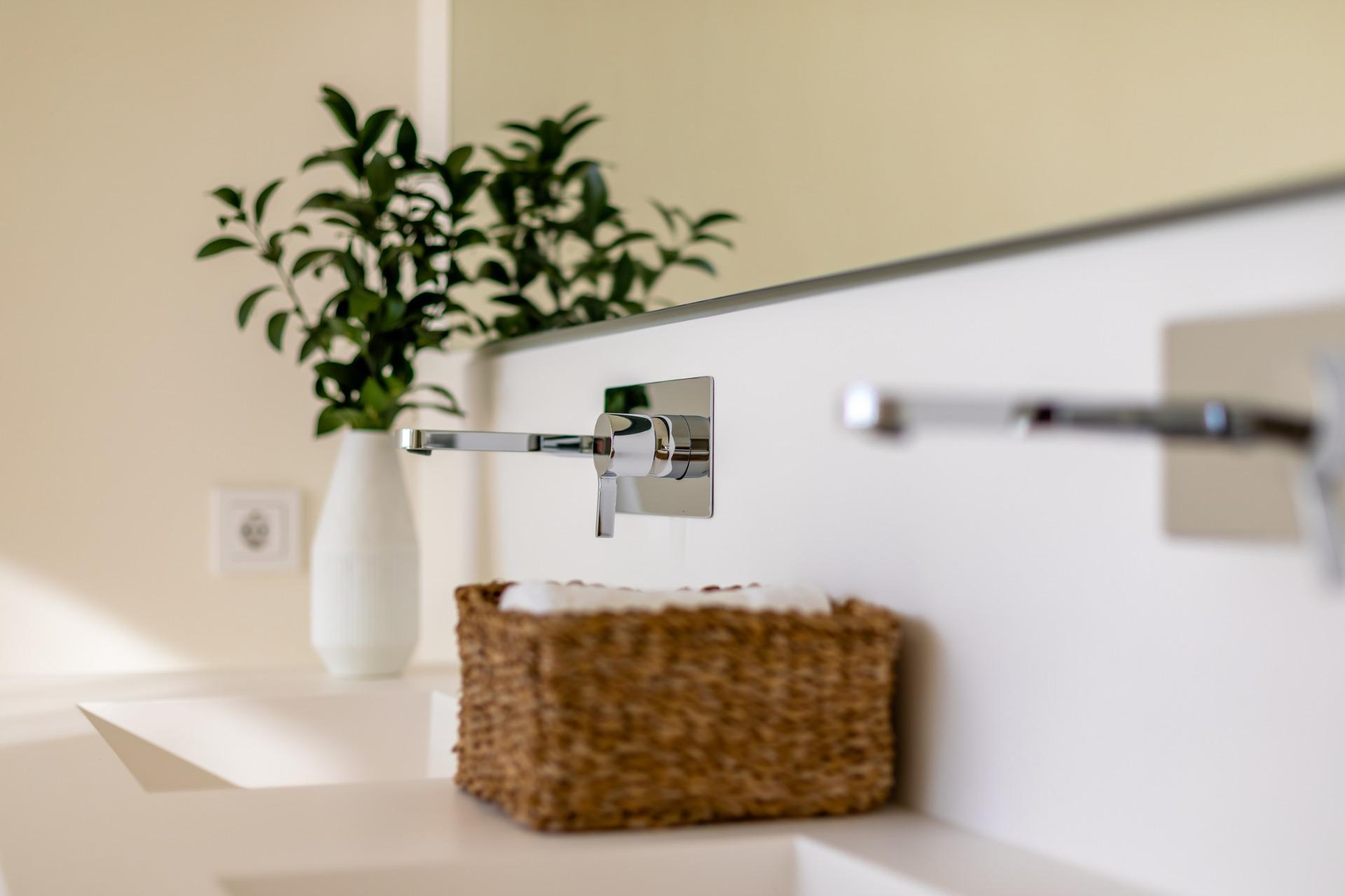 3 Bed, 2 Bath, ApartmentFor Sale, Benahavis, Malaga