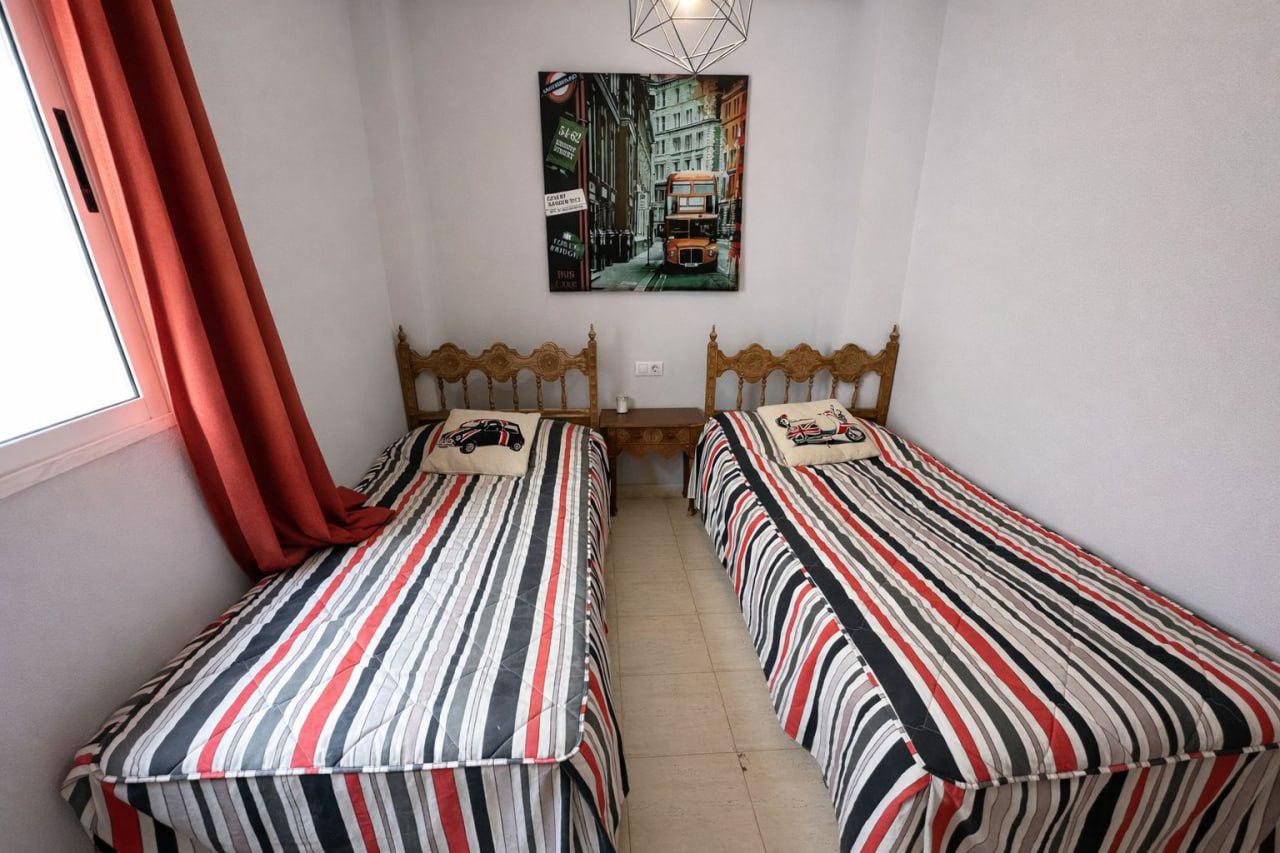 2 Bed, 1 Bath, ApartmentFor Sale, Torrevieja, Alicante