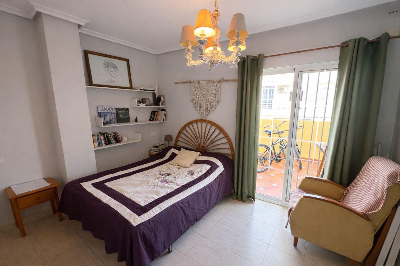 2 Bed, 1 Bath, ApartmentFor Sale, Torrevieja, Alicante