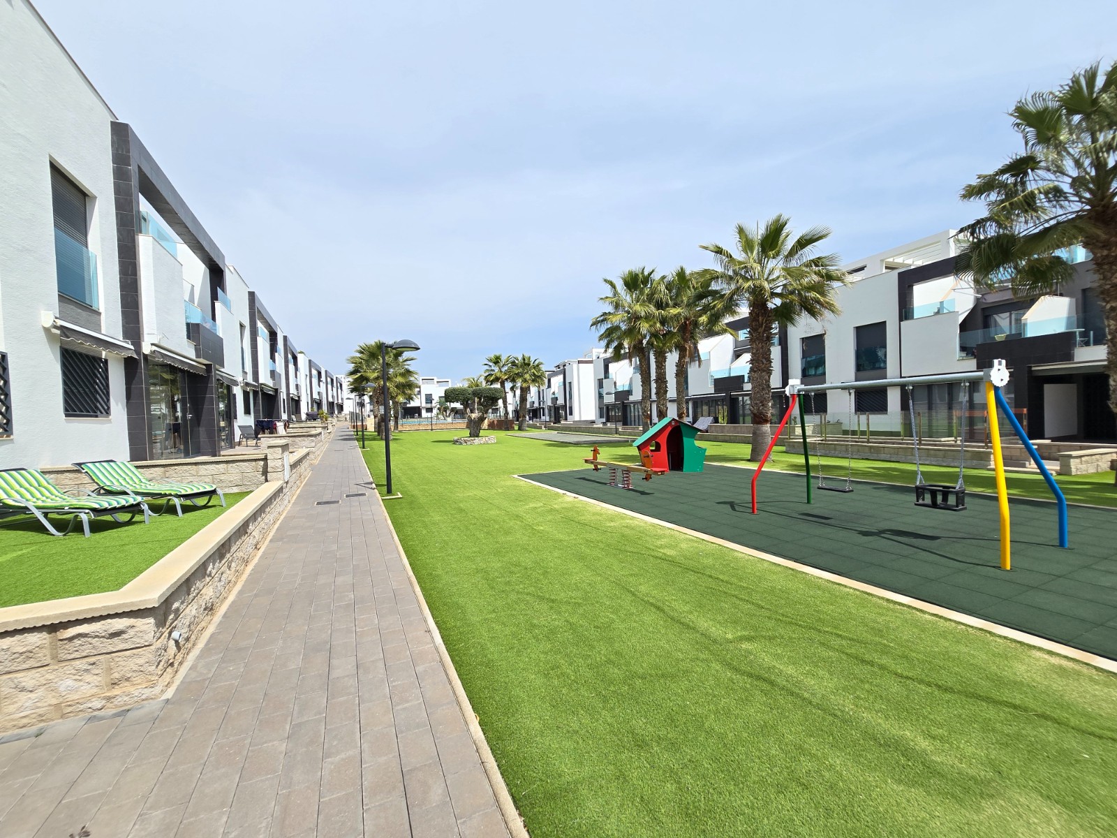 2 Bed, 2 Bath, ApartmentFor Sale, Orihuela Costa, Alicante