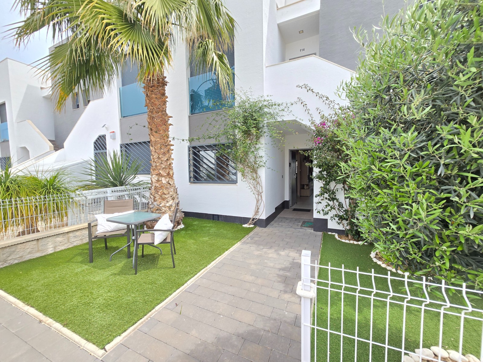 2 Bed, 2 Bath, ApartmentFor Sale, Orihuela Costa, Alicante