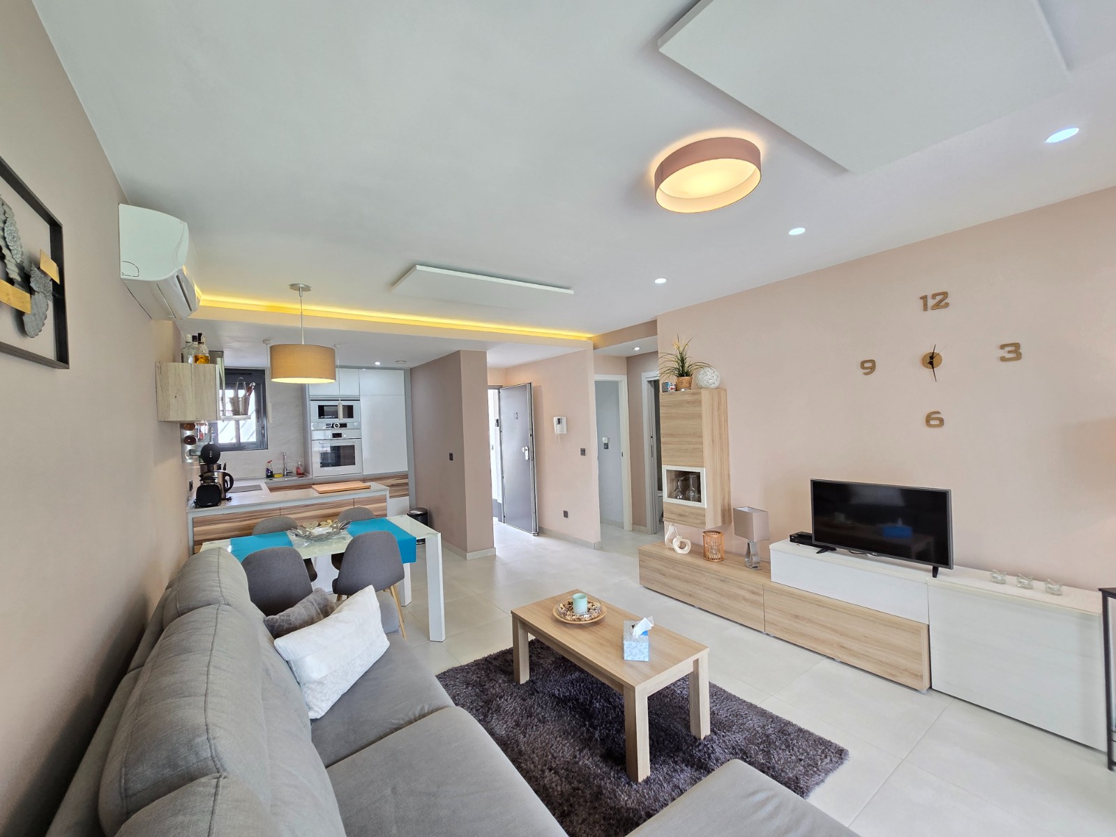 2 Bed, 2 Bath, ApartmentFor Sale, Orihuela Costa, Alicante