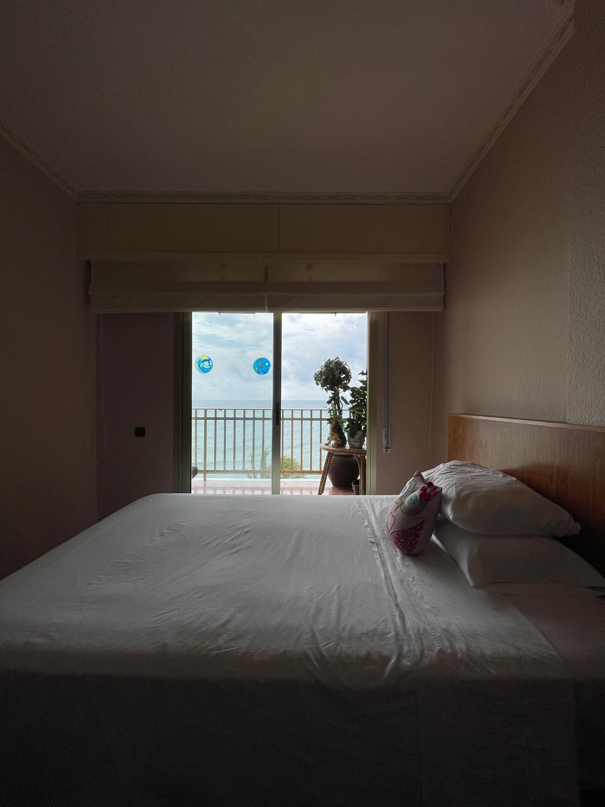 4 Bed, 3 Bath, ApartmentFor Sale, Torrevieja, Alicante