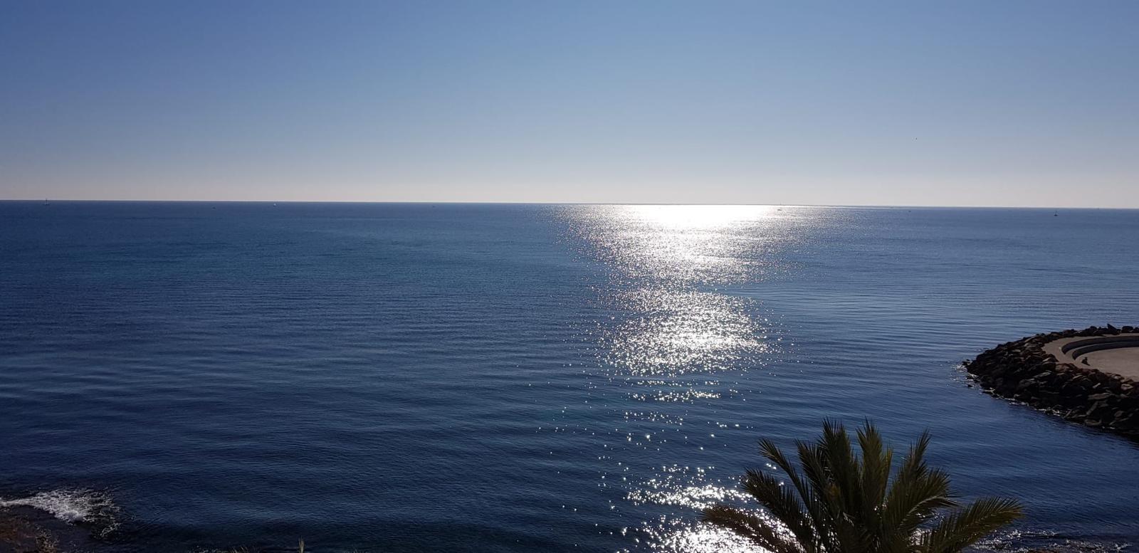 4 Bed, 3 Bath, ApartmentFor Sale, Torrevieja, Alicante