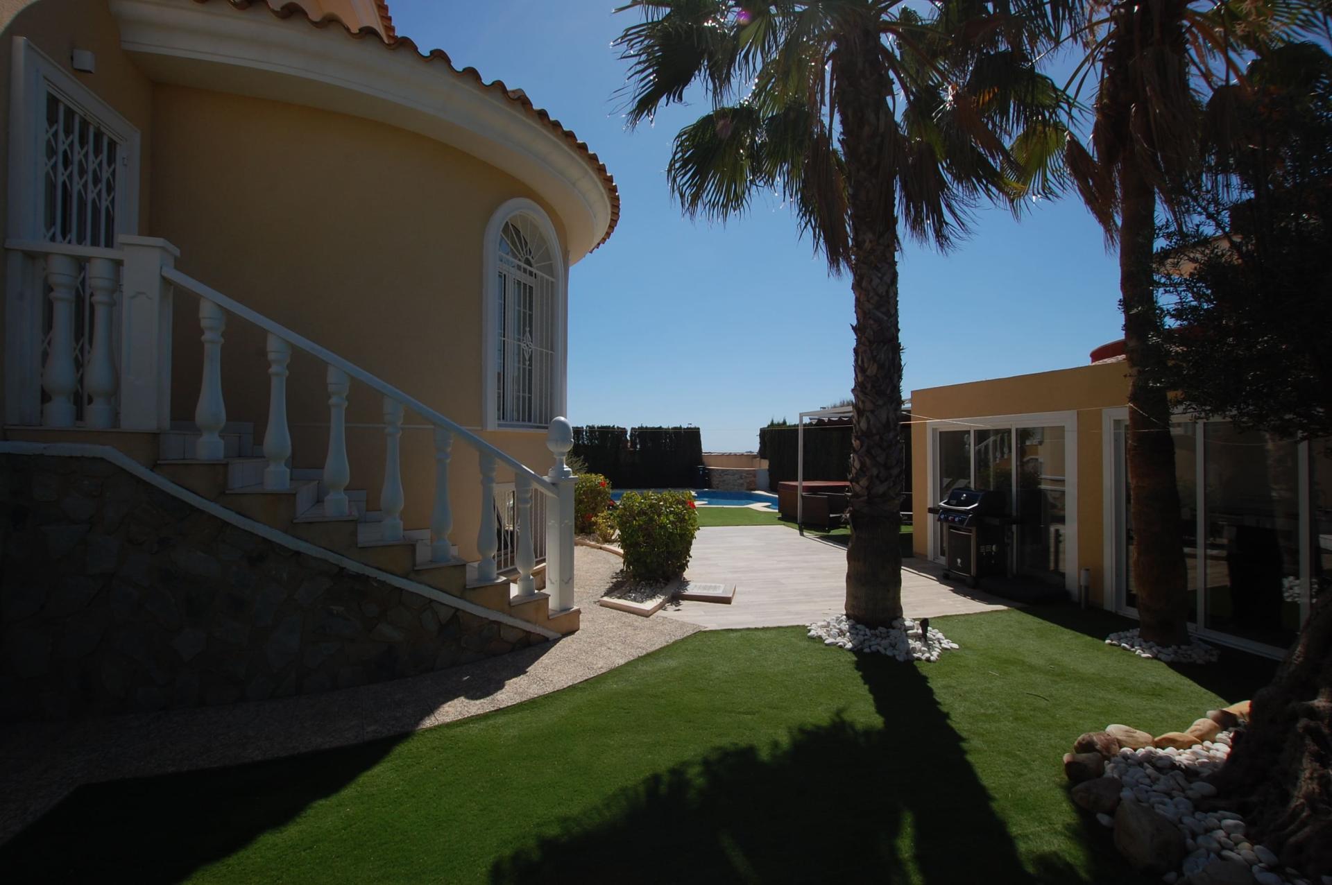 5 Bed, 4 Bath, HouseFor Sale, Ciudad Quesada, Alicante