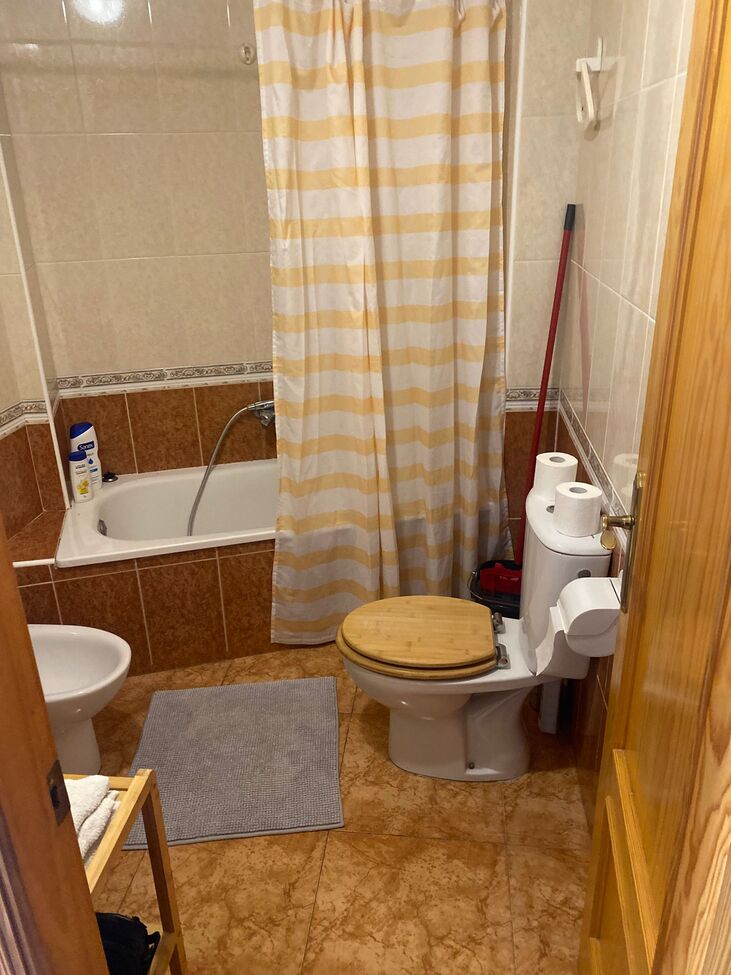 2 Bed, 1 Bath, ApartmentFor Sale, Torrevieja, Alicante