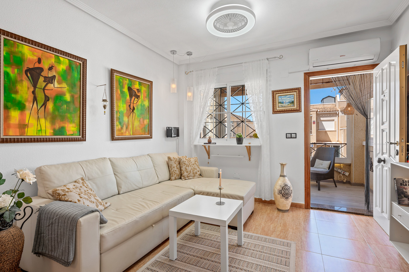 2 Bed, 1 Bath, HouseFor Sale, Orihuela Costa, Alicante