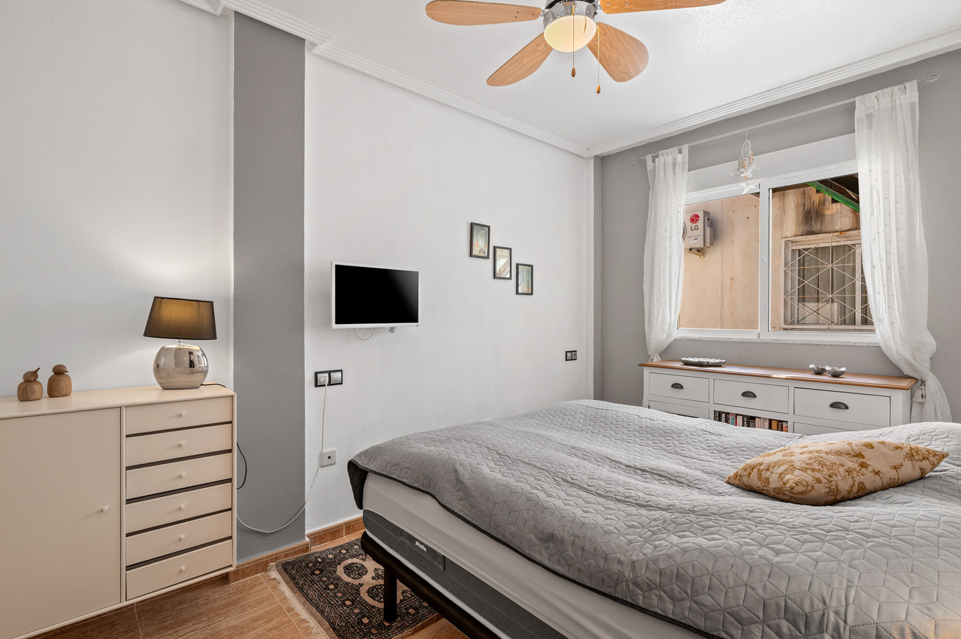 2 Bed, 1 Bath, HouseFor Sale, Orihuela Costa, Alicante