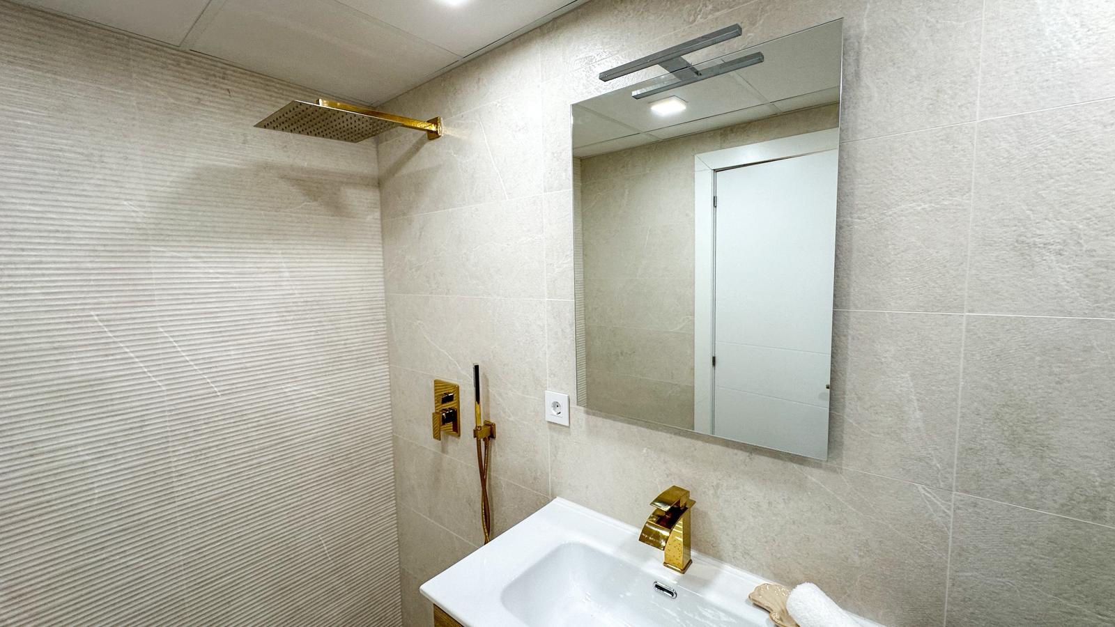 2 Bed, 2 Bath, ApartmentFor Sale, Torrevieja, Alicante