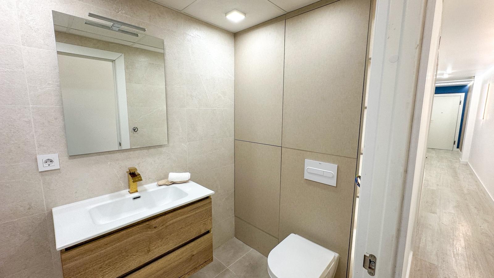 2 Bed, 2 Bath, ApartmentFor Sale, Torrevieja, Alicante