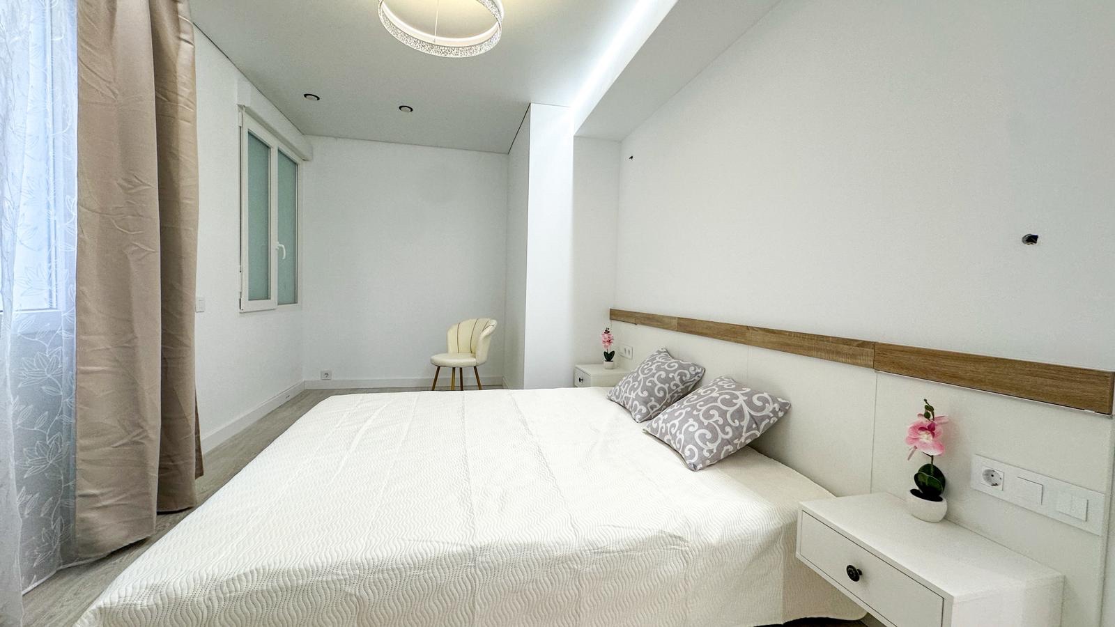 2 Bed, 2 Bath, ApartmentFor Sale, Torrevieja, Alicante