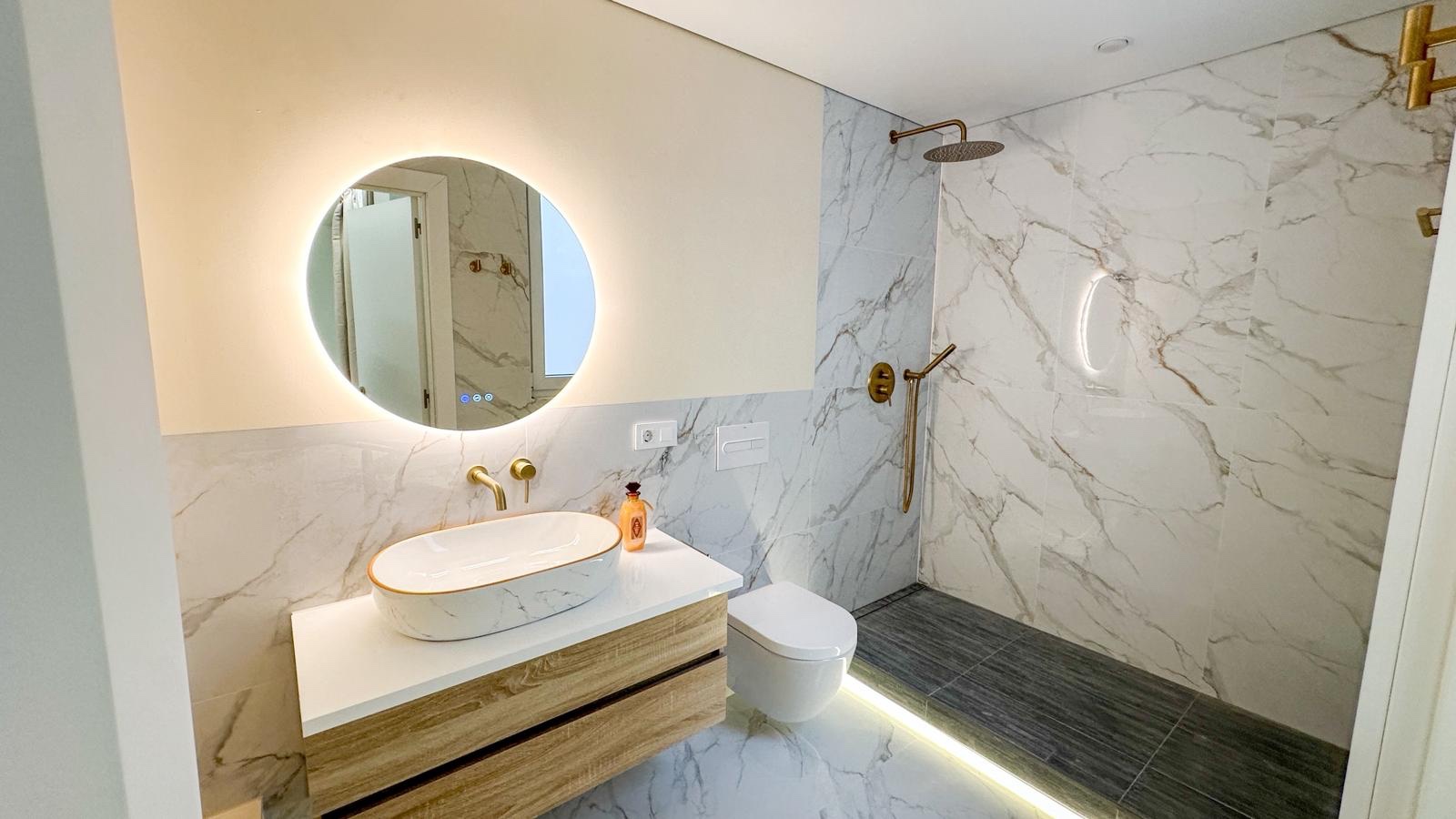 2 Bed, 2 Bath, ApartmentFor Sale, Torrevieja, Alicante