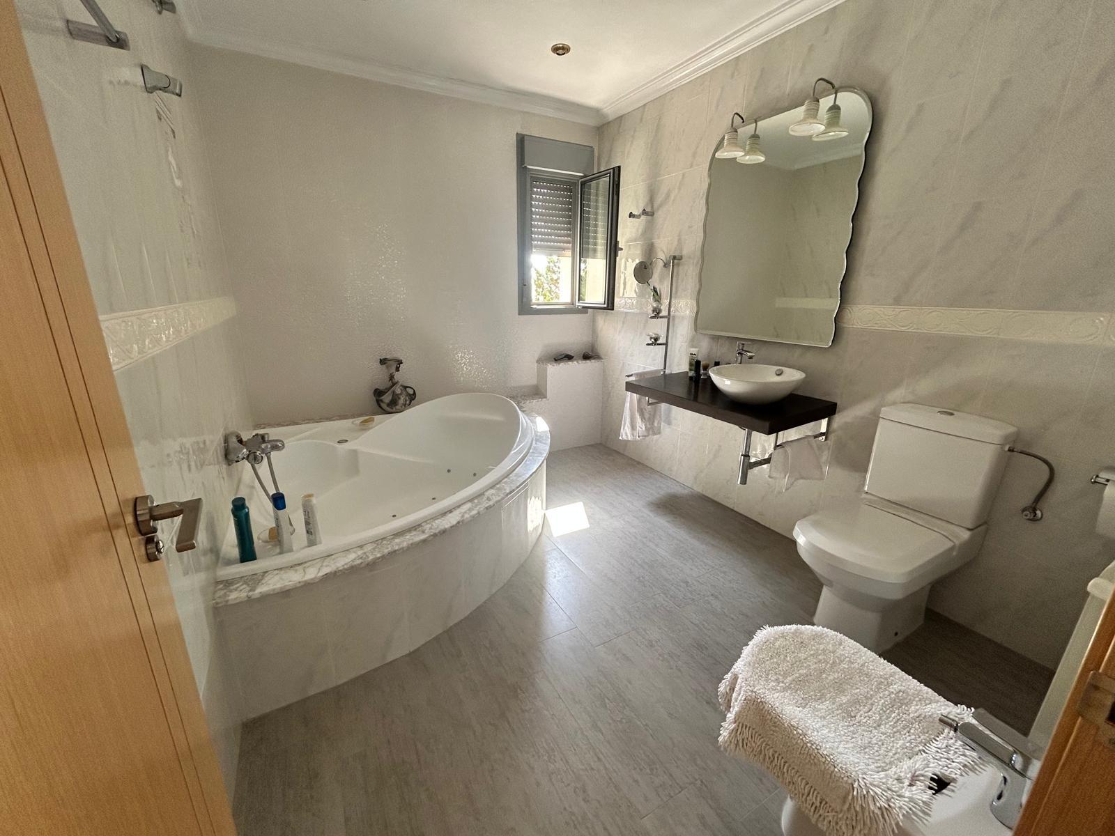 4 Bed, 4 Bath, HouseFor Sale, Ciudad Quesada, Alicante