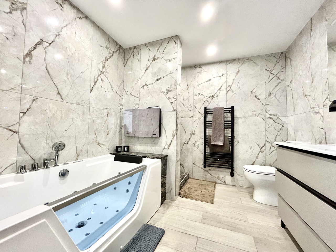 4 Bed, 2 Bath, HouseFor Sale, San Miguel de Salinas, Alicante