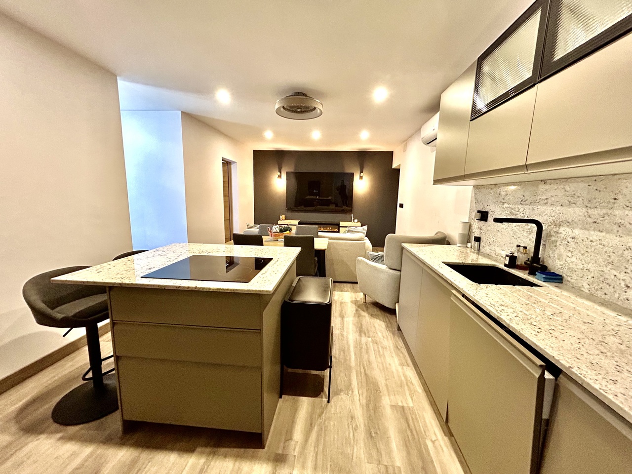 4 Bed, 2 Bath, HouseFor Sale, San Miguel de Salinas, Alicante